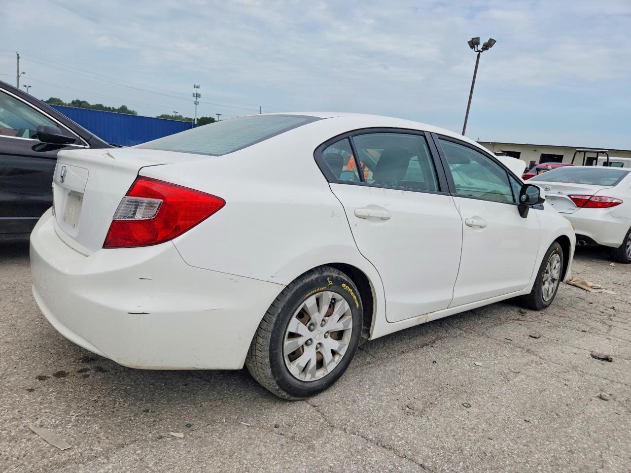 2012 Honda Civic Lx White vin: 19XFB2F58CE013612