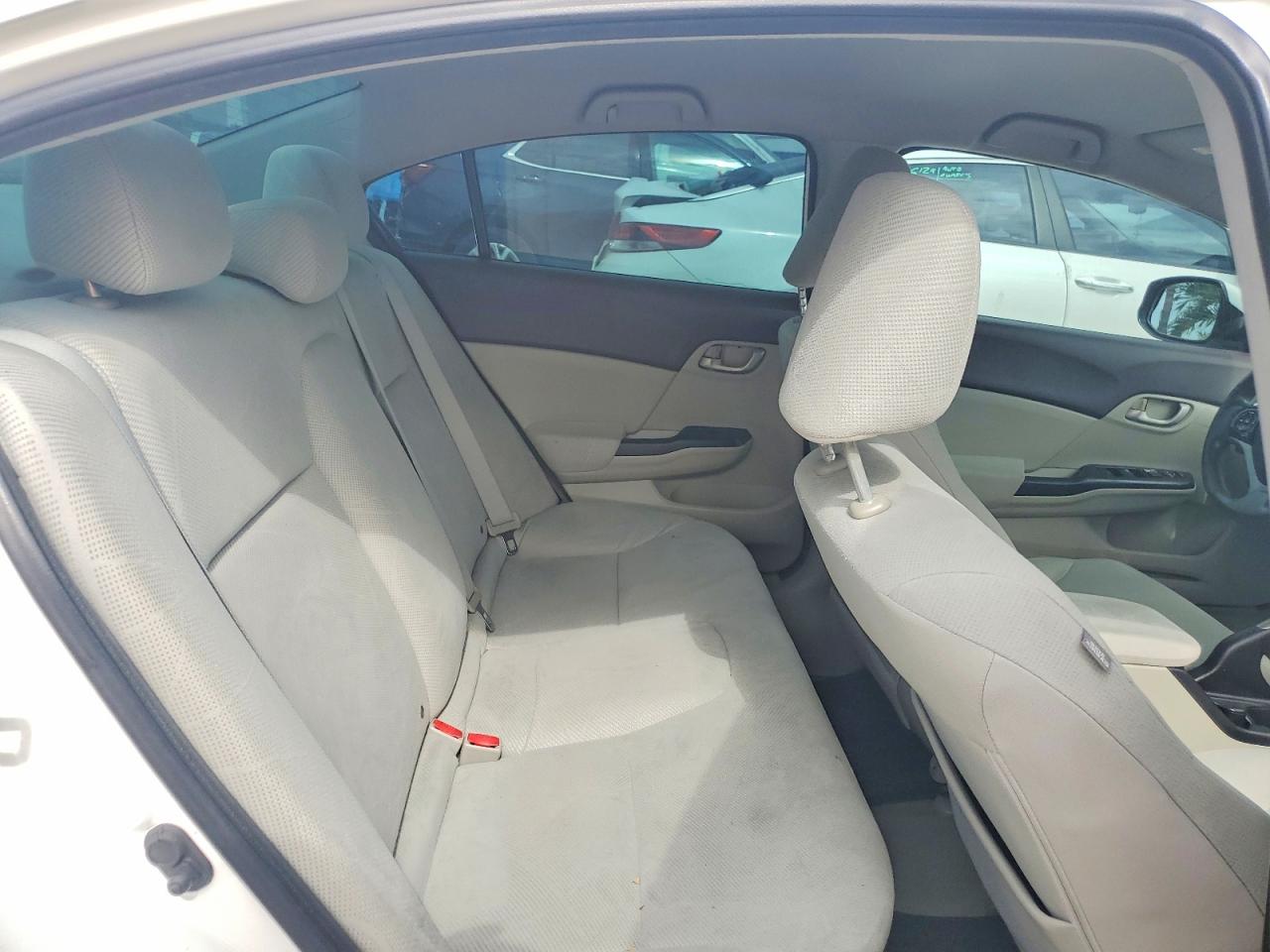 2012 Honda Civic Lx Белый vin: 19XFB2F58CE054628