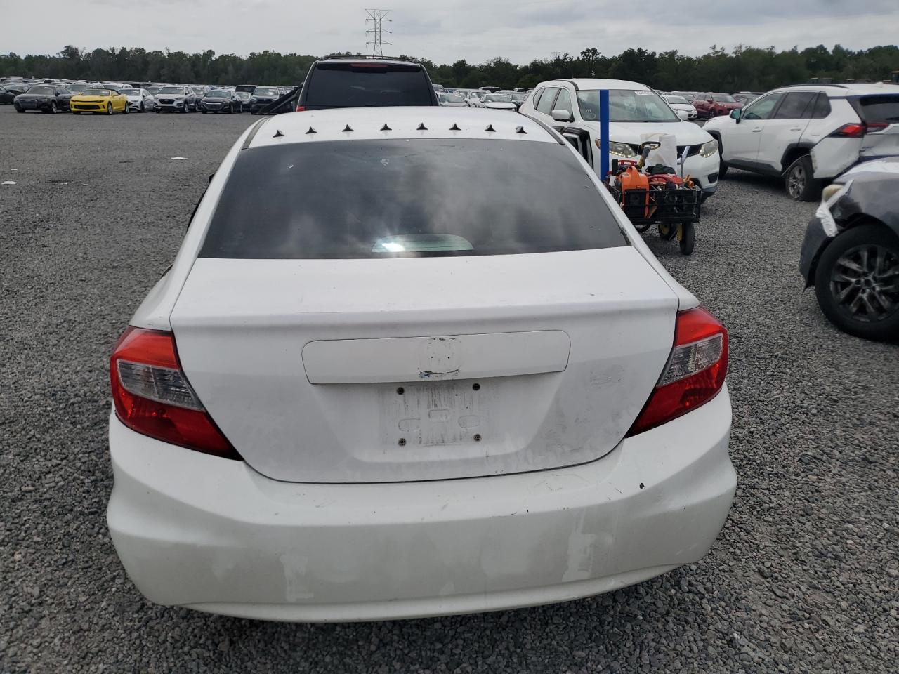 2012 Honda Civic White vin: 19XFB2F58CE082994