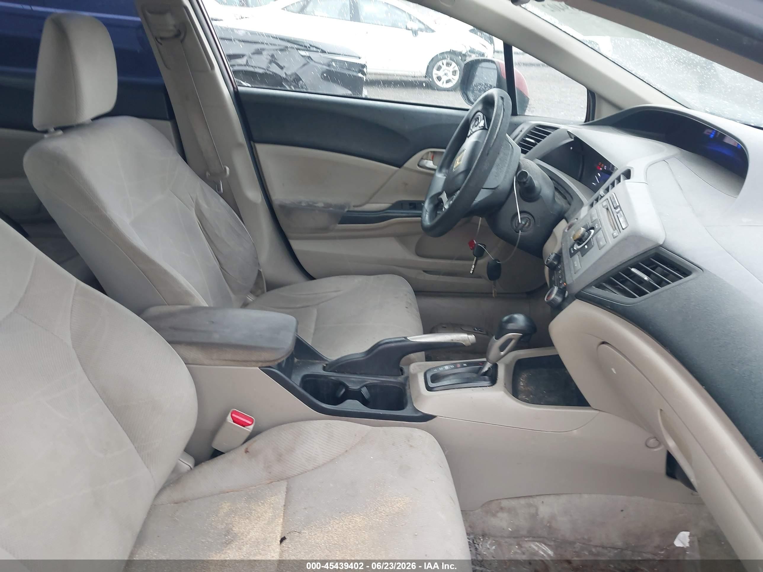 2012 Honda Civic Lx Burgundy vin: 19XFB2F58CE323162