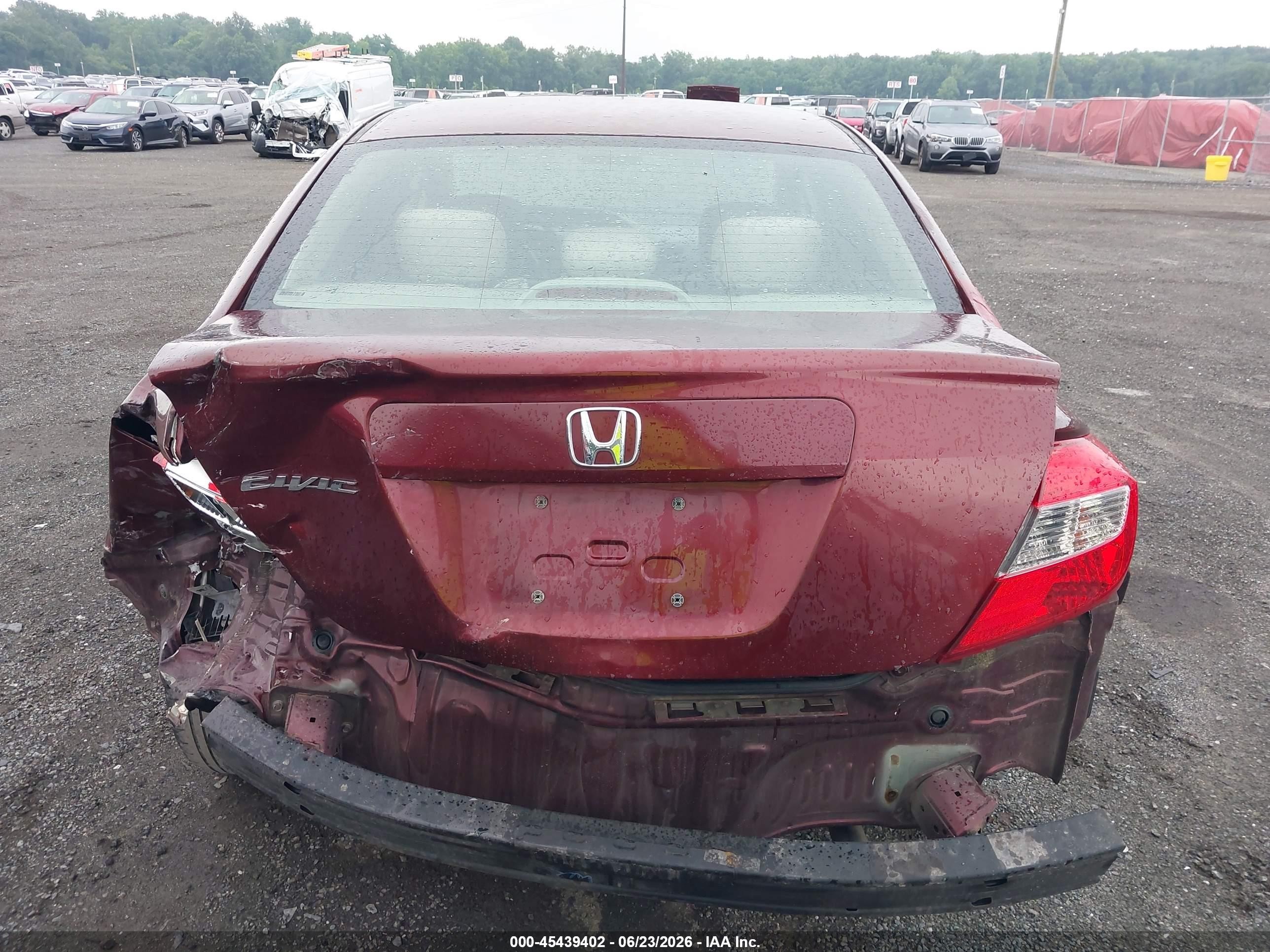 2012 Honda Civic Lx Burgundy vin: 19XFB2F58CE323162