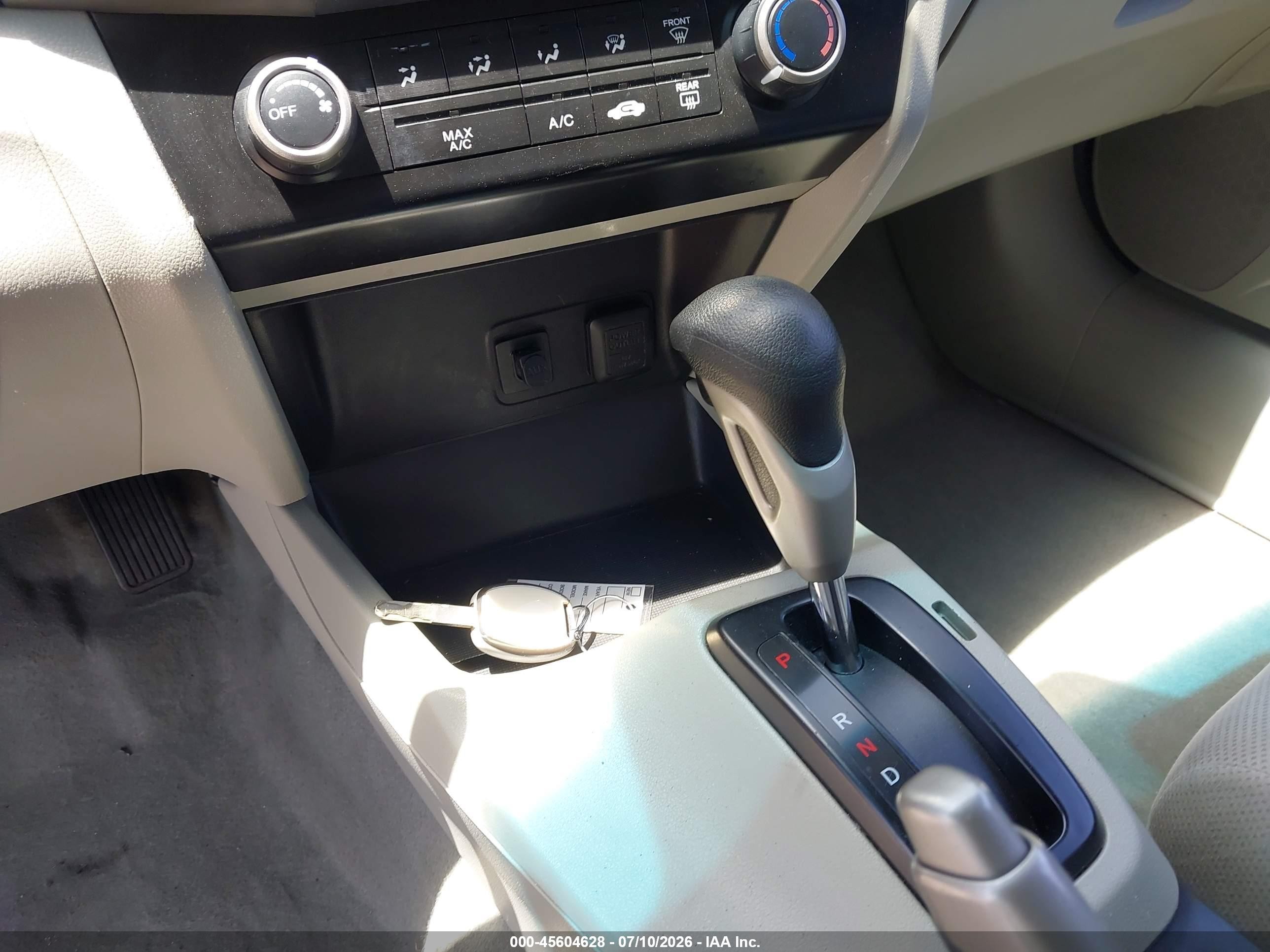 2012 Honda Civic Lx White vin: 19XFB2F58CE382616