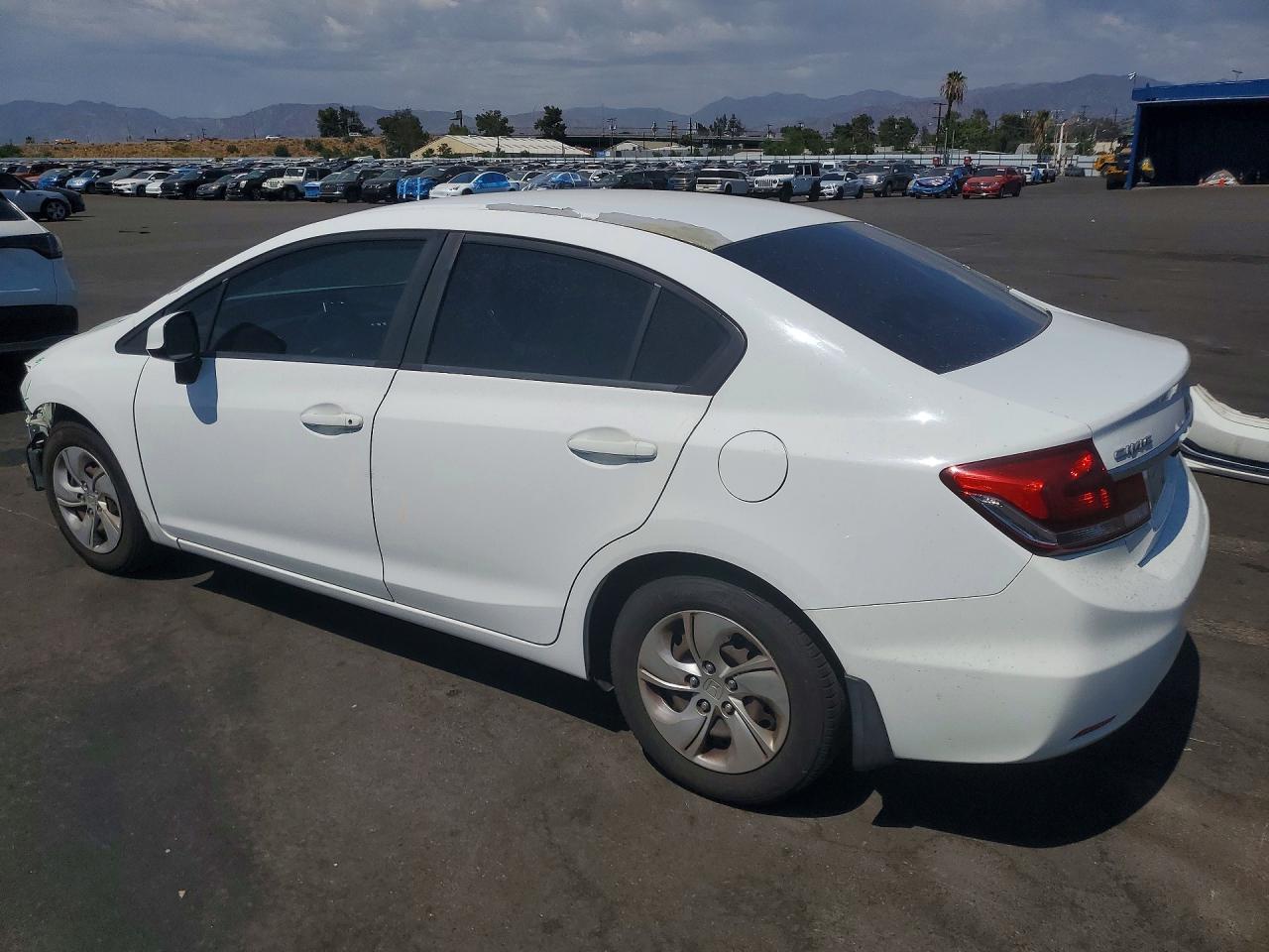 2013 Honda Civic Lx White vin: 19XFB2F58DE232569