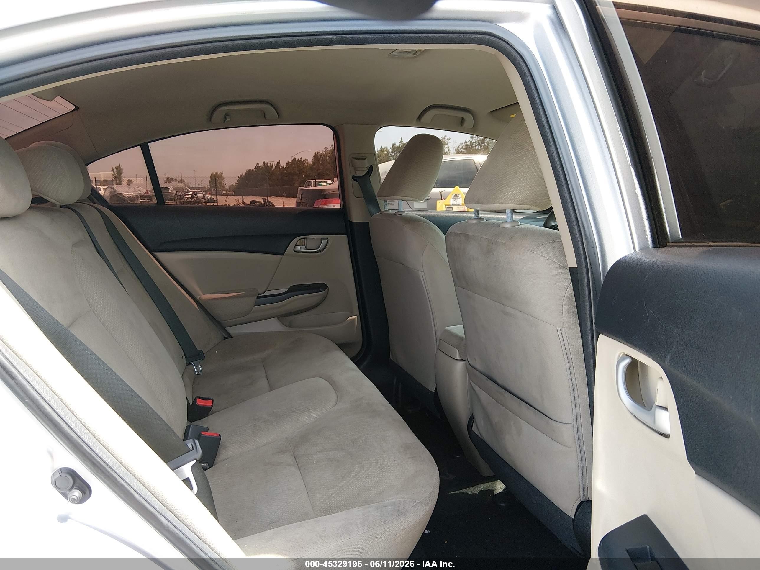 2013 Honda Civic Lx Silver vin: 19XFB2F58DE240025