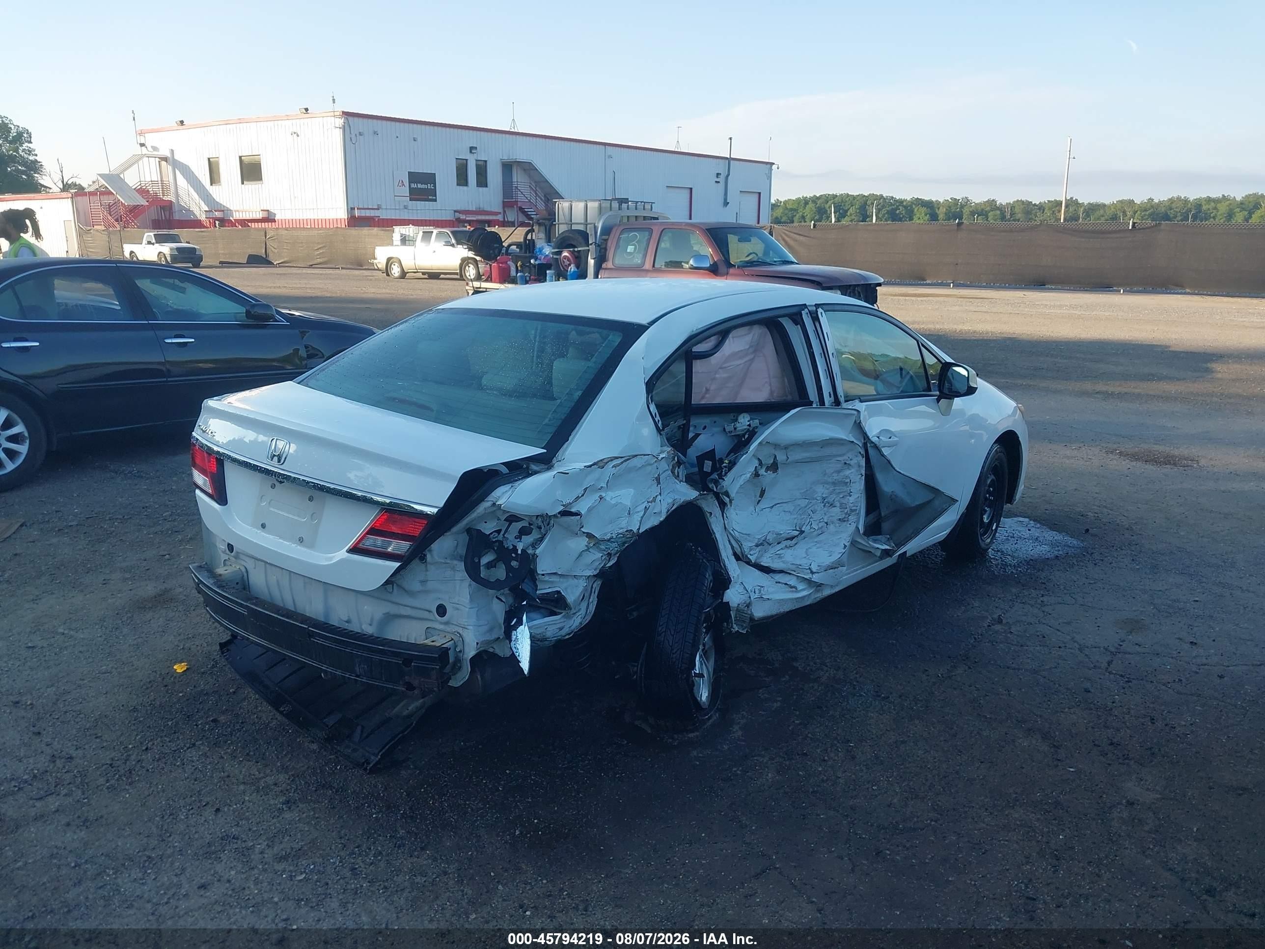 2014 Honda Civic Lx White vin: 19XFB2F58EE033183