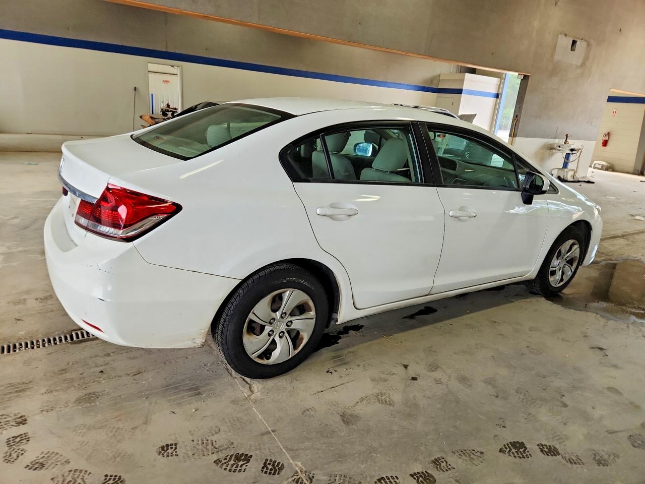 2014 Honda Civic White vin: 19XFB2F58EE204109