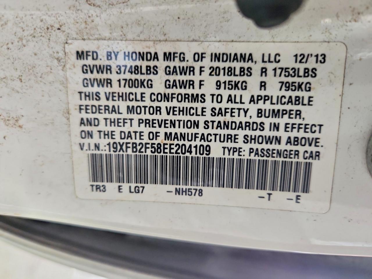 2014 Honda Civic White vin: 19XFB2F58EE204109