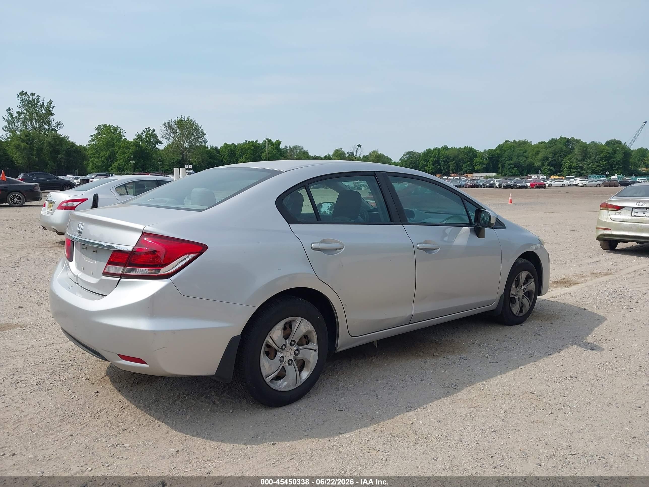 2014 Honda Civic Lx Silver vin: 19XFB2F58EE213960