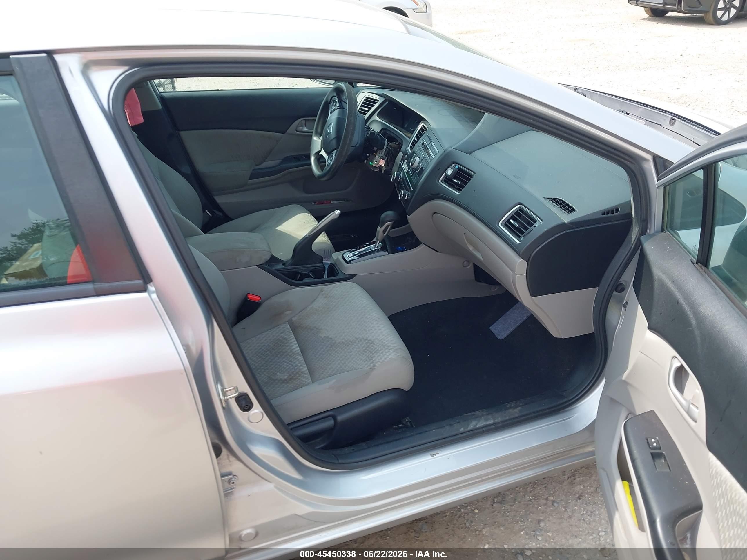 2014 Honda Civic Lx Silver vin: 19XFB2F58EE213960