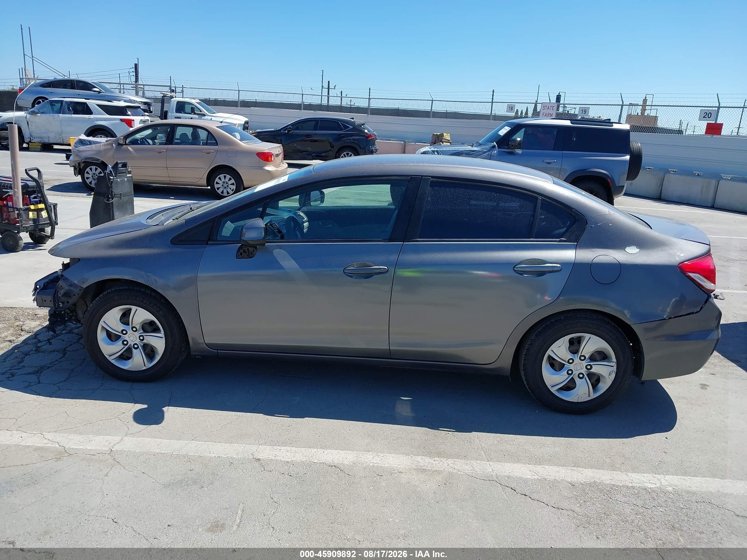 2014 Honda Civic Lx Серый vin: 19XFB2F58EE222755