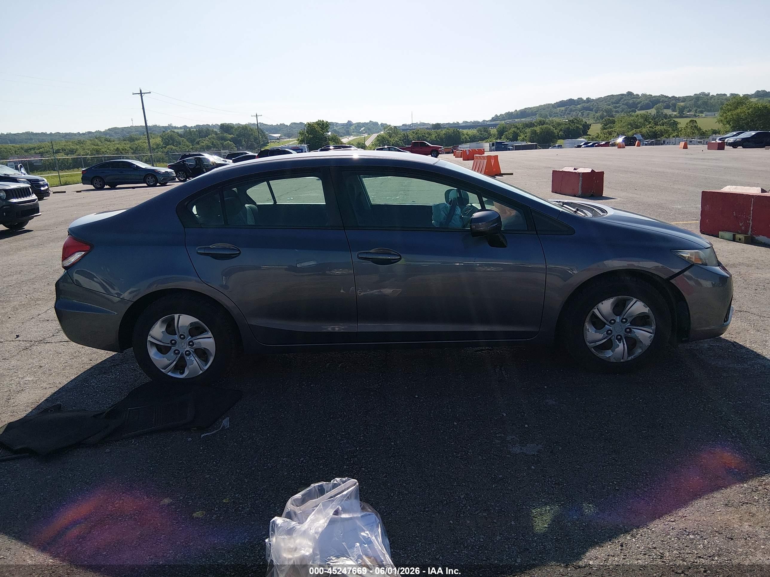 2014 Honda Civic Lx Серый vin: 19XFB2F58EE254167