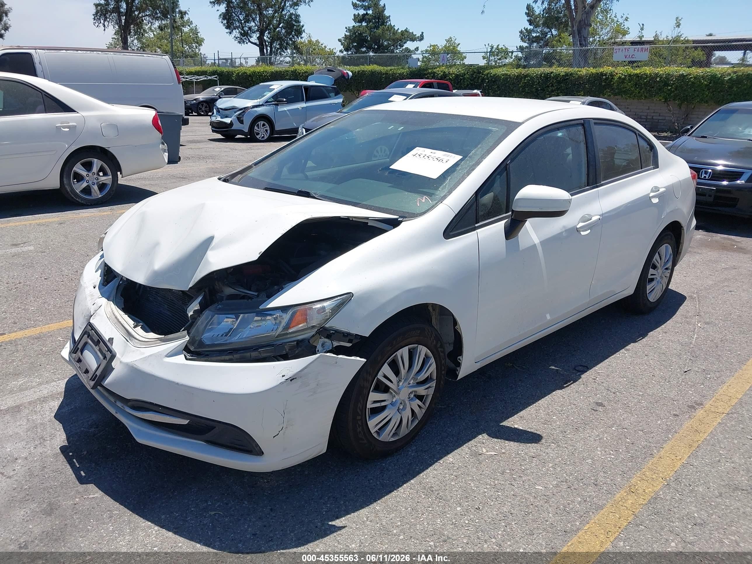 2014 Honda Civic Lx White vin: 19XFB2F58EE259949