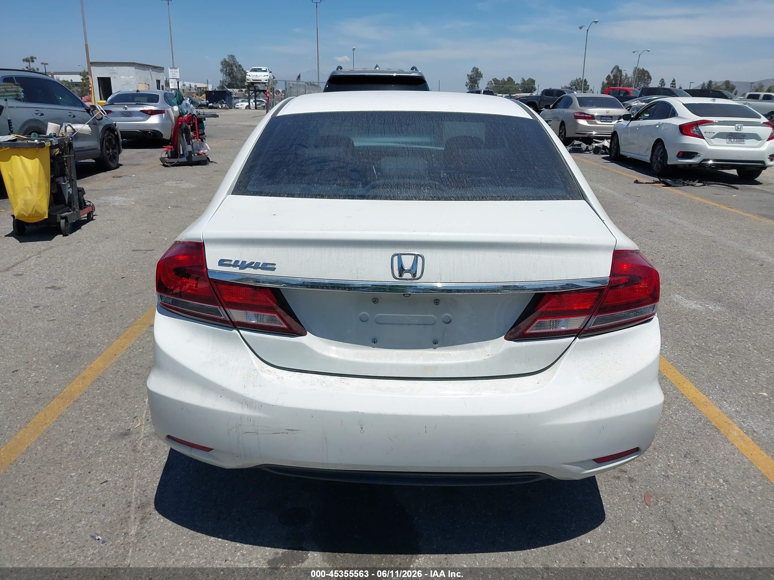 2014 Honda Civic Lx White vin: 19XFB2F58EE259949