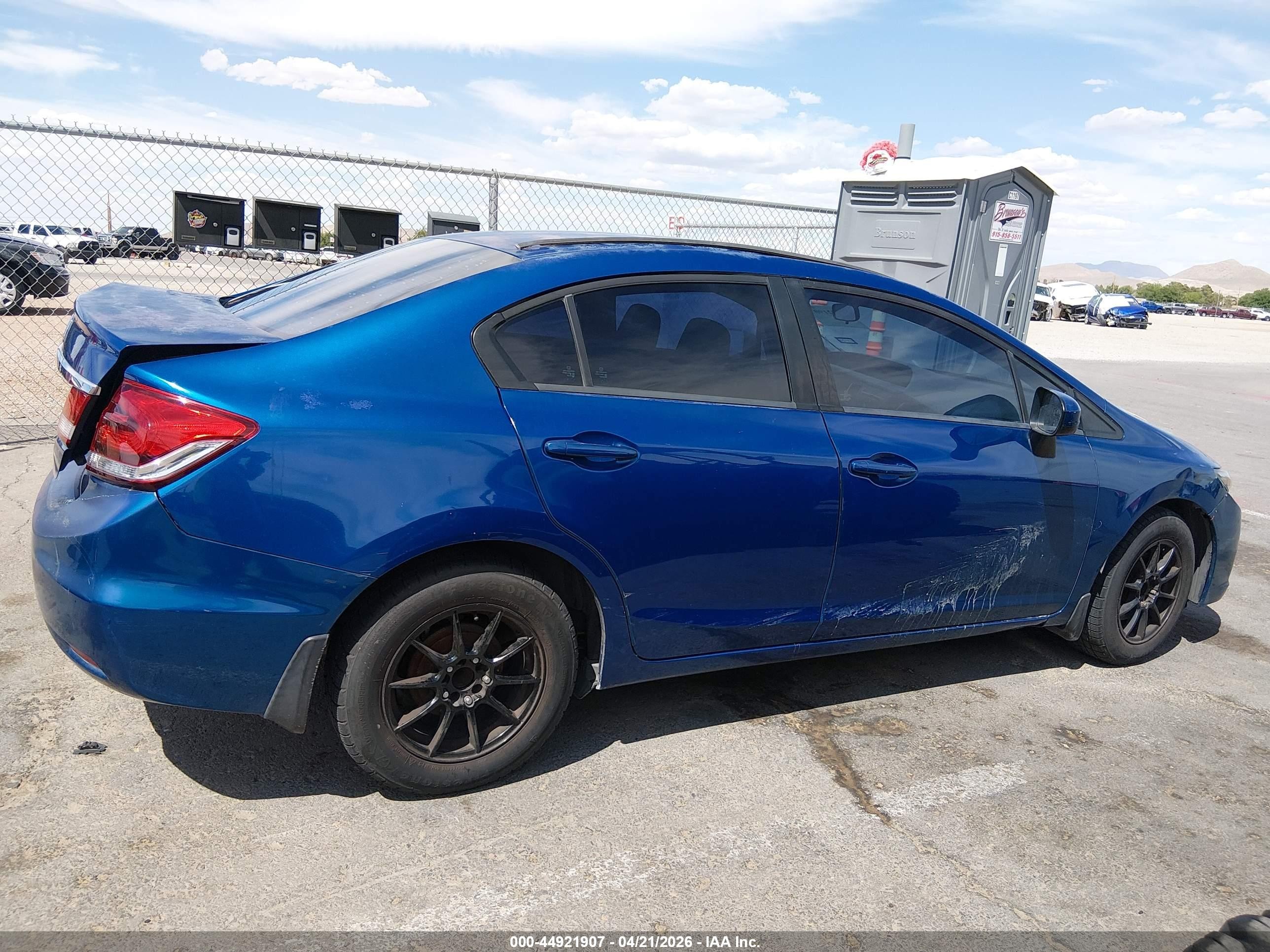2015 Honda Civic Lx Blue vin: 19XFB2F58FE009659
