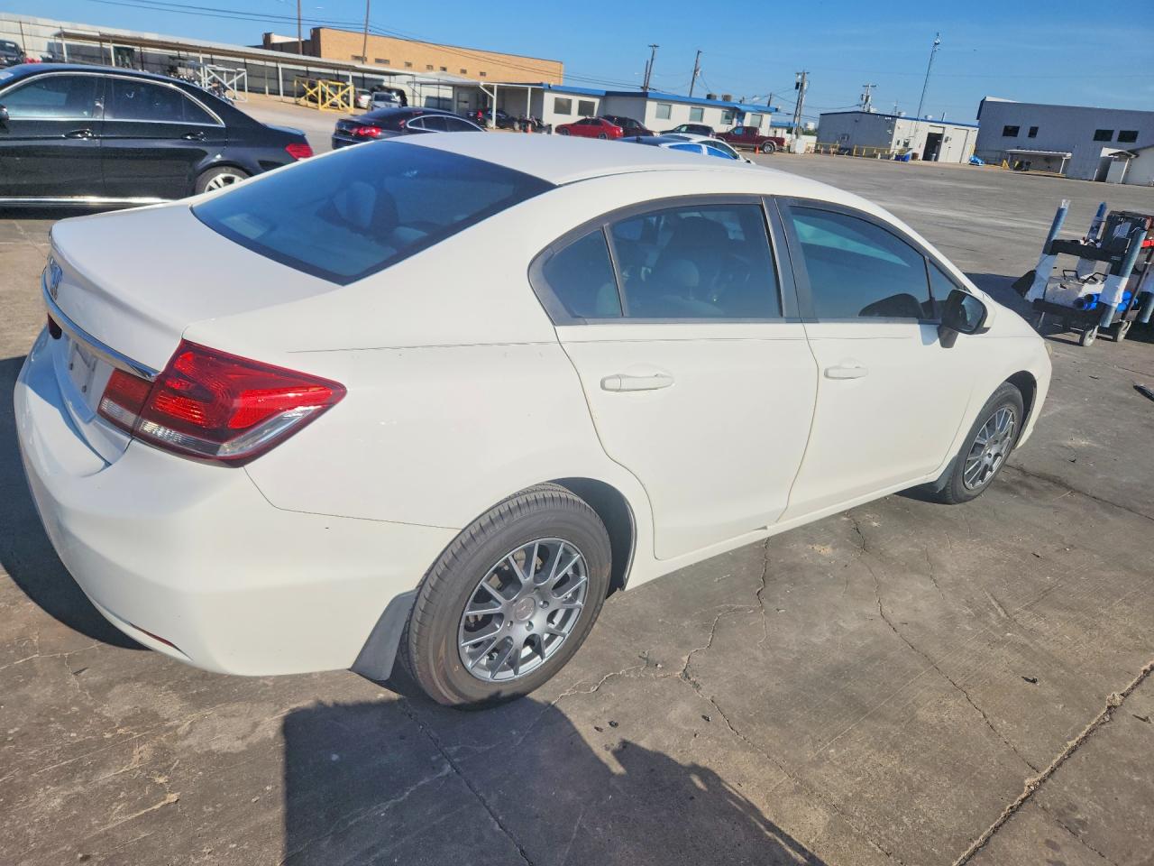 2015 Honda Civic Lx Белый vin: 19XFB2F58FE014750