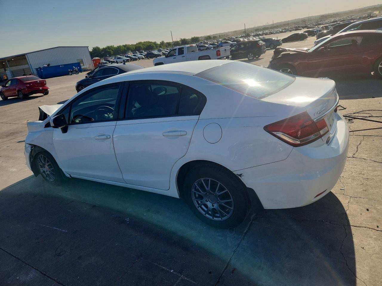 2015 Honda Civic Lx Белый vin: 19XFB2F58FE014750