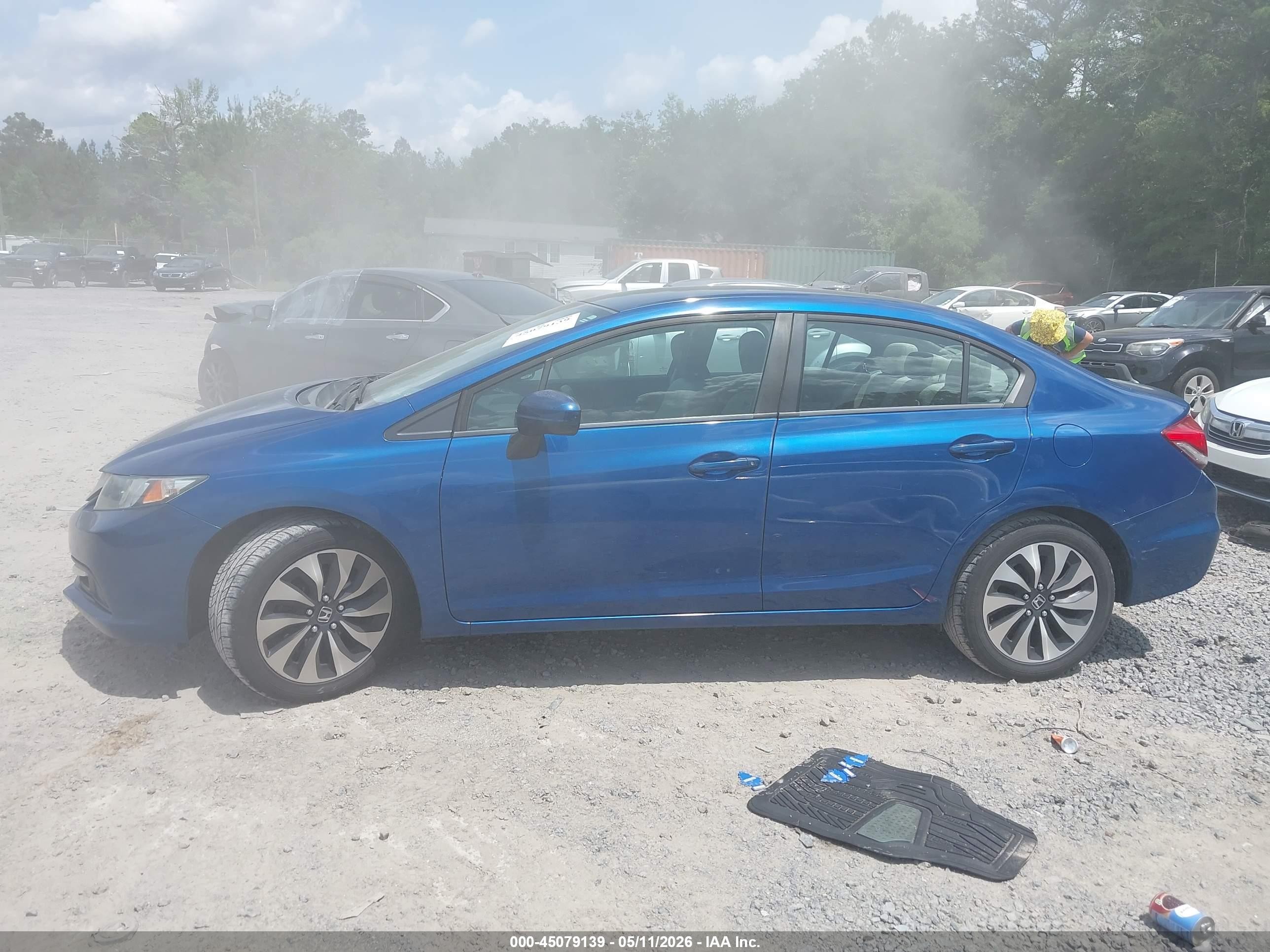 2015 Honda Civic Lx Blue vin: 19XFB2F58FE029314