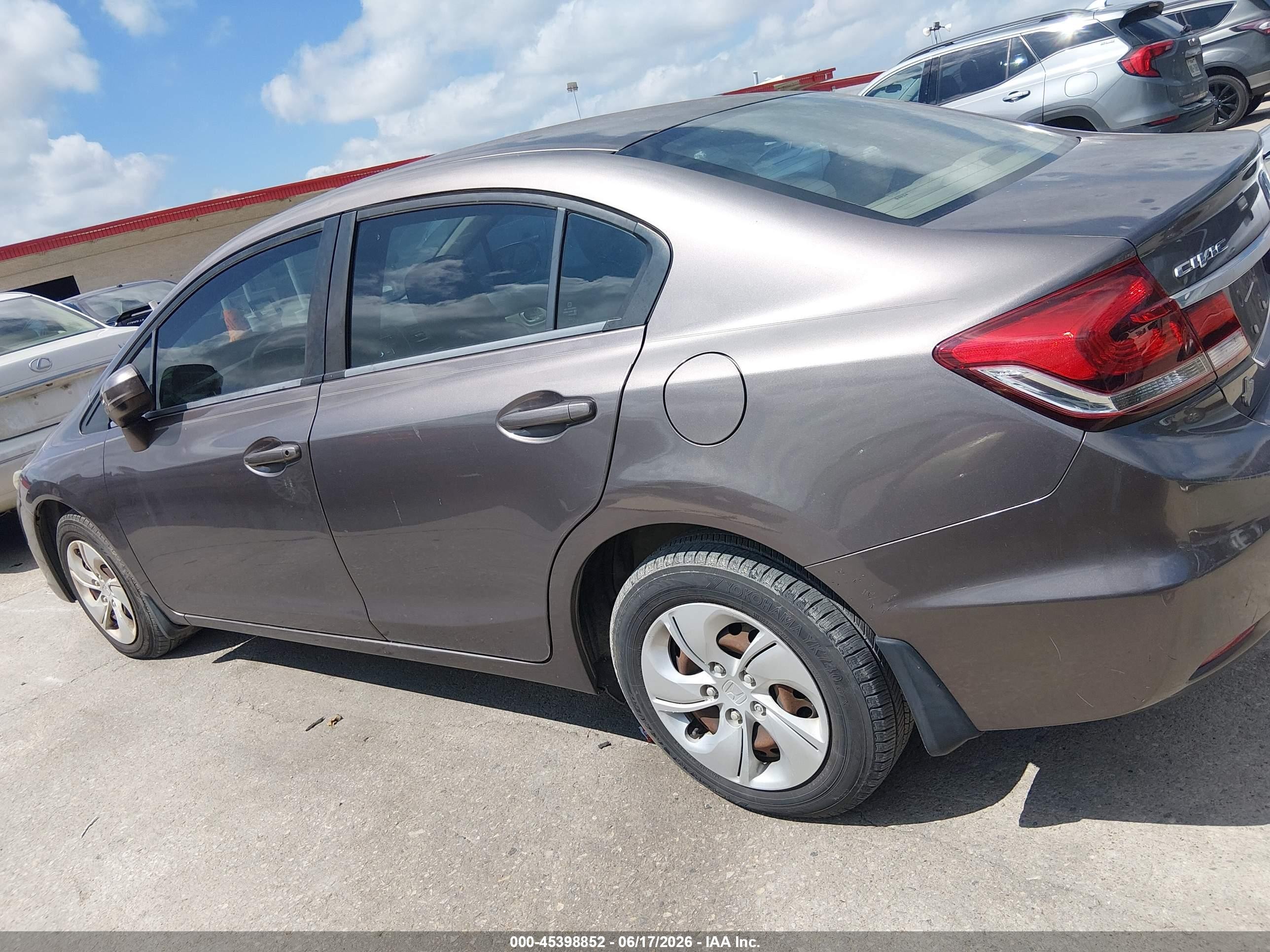 2015 Honda Civic Lx Beige vin: 19XFB2F58FE101113