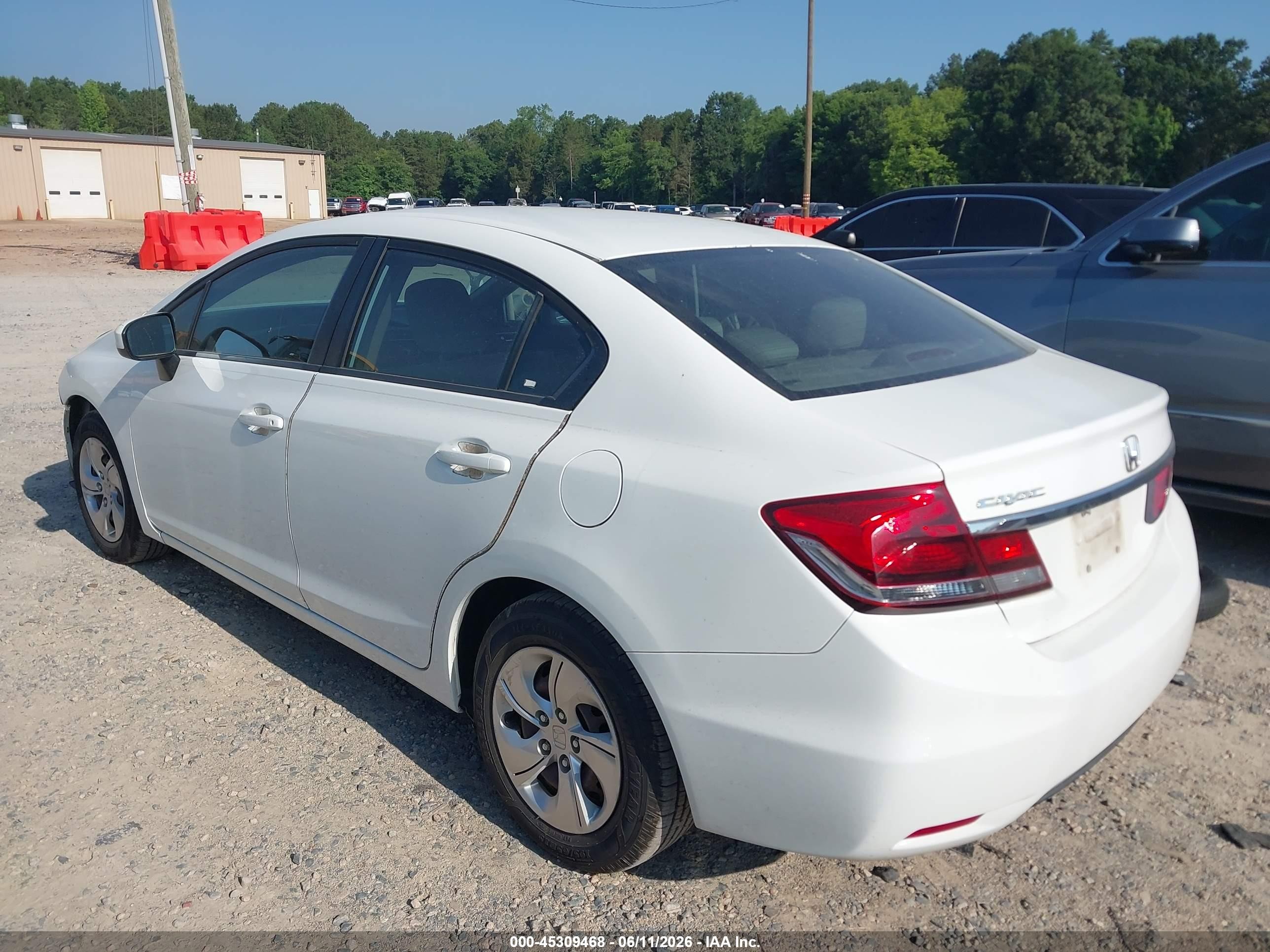 2015 Honda Civic Lx White vin: 19XFB2F58FE106179