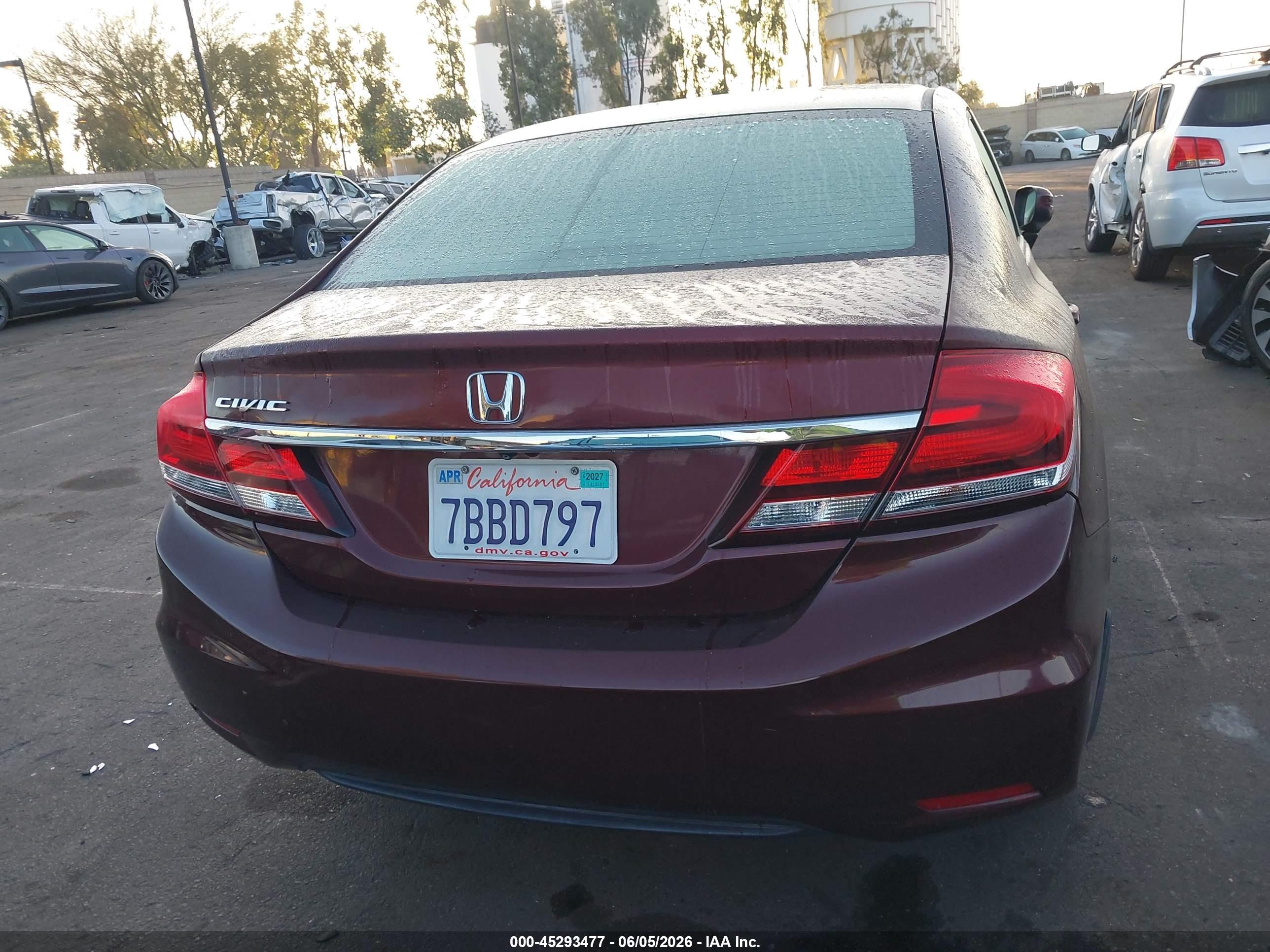 2015 Honda Civic Lx Burgundy vin: 19XFB2F58FE226953