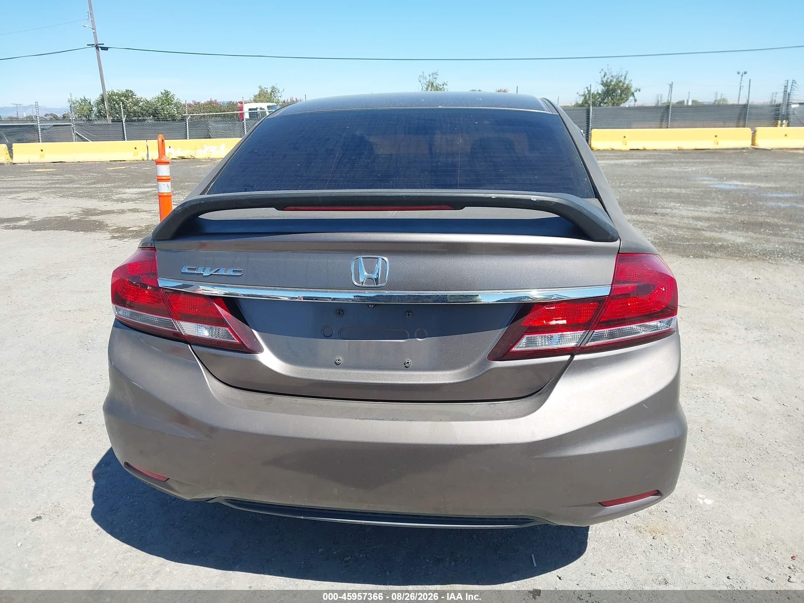 2015 Honda Civic Lx Brown vin: 19XFB2F58FE233997