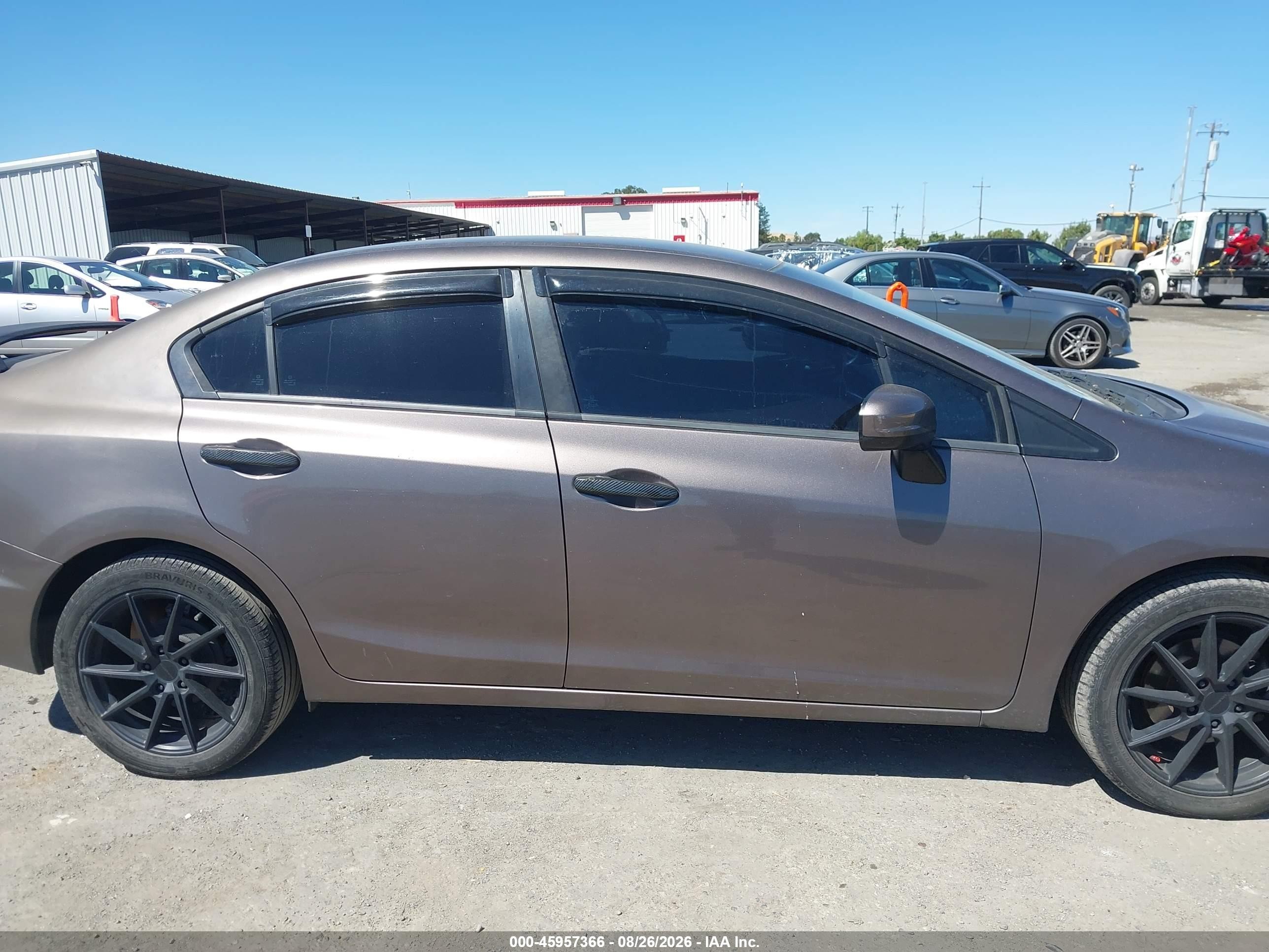 2015 Honda Civic Lx Brown vin: 19XFB2F58FE233997