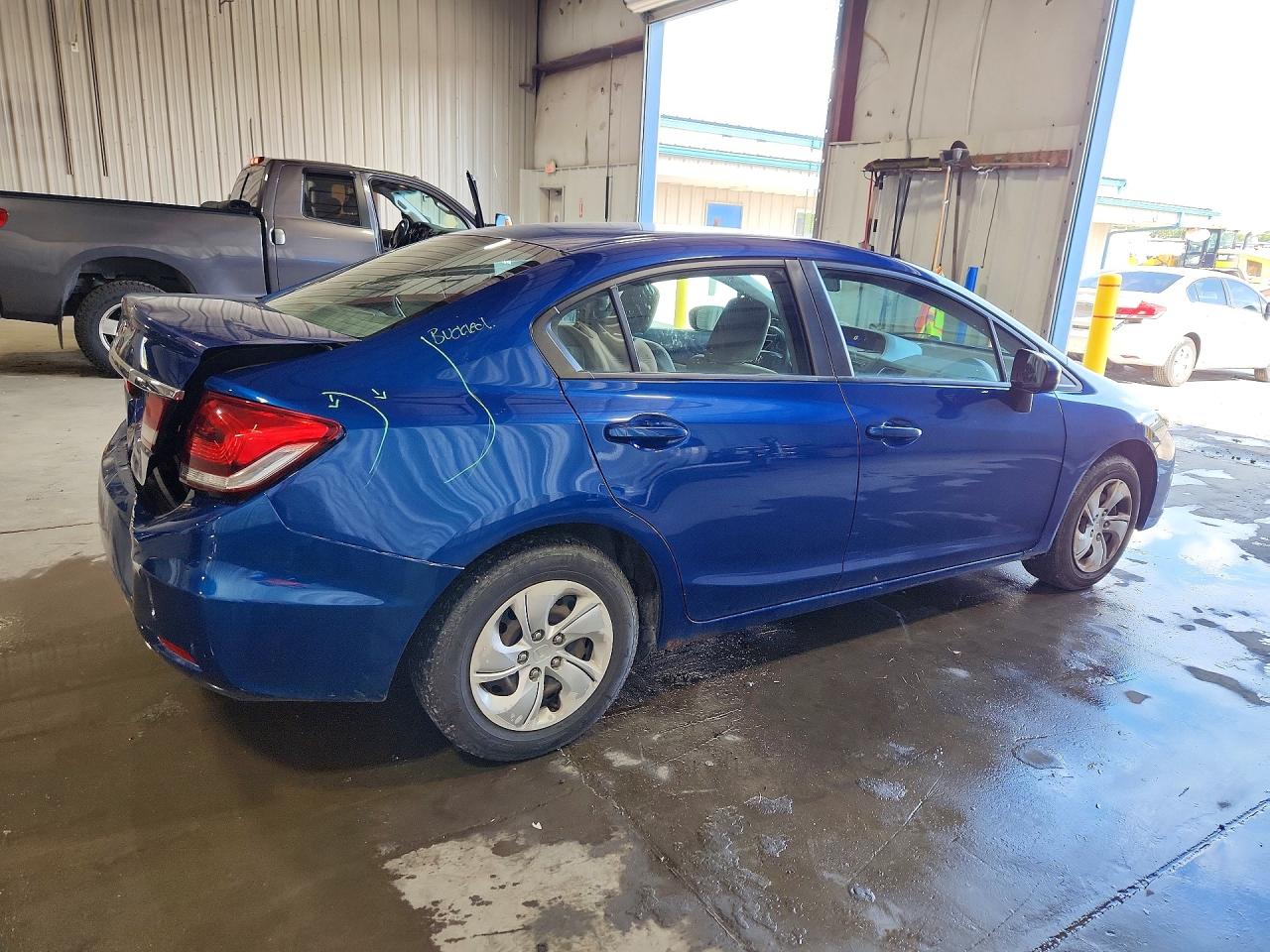 2015 Honda Civic Lx Blue vin: 19XFB2F58FE245356