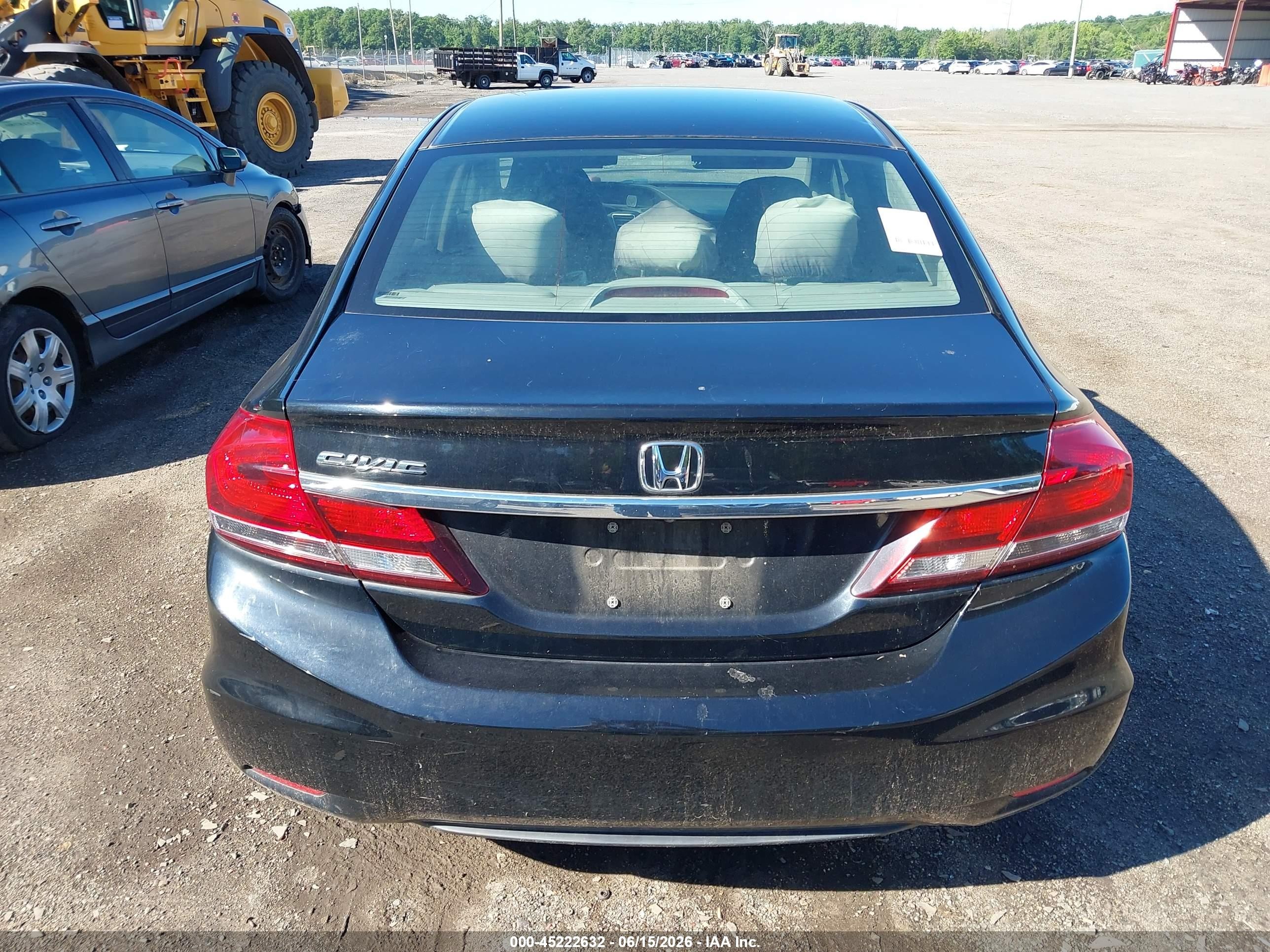 2015 Honda Civic Lx Черный vin: 19XFB2F58FE705471