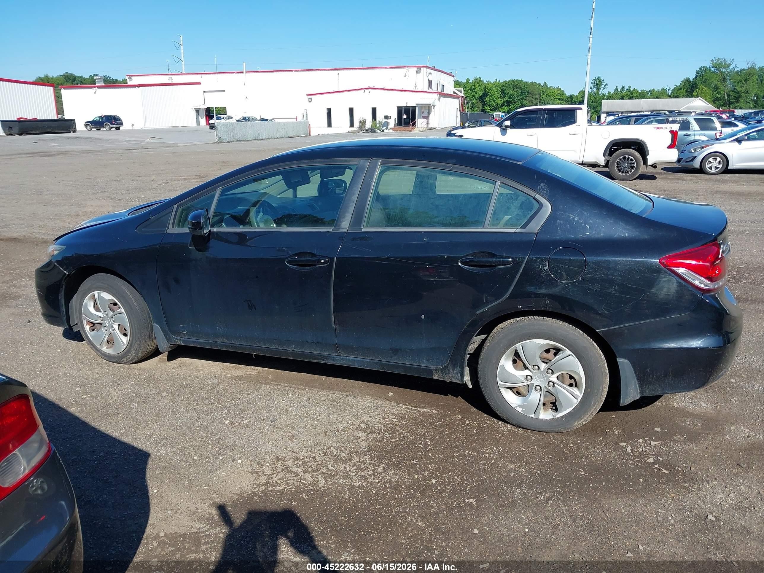 2015 Honda Civic Lx Черный vin: 19XFB2F58FE705471