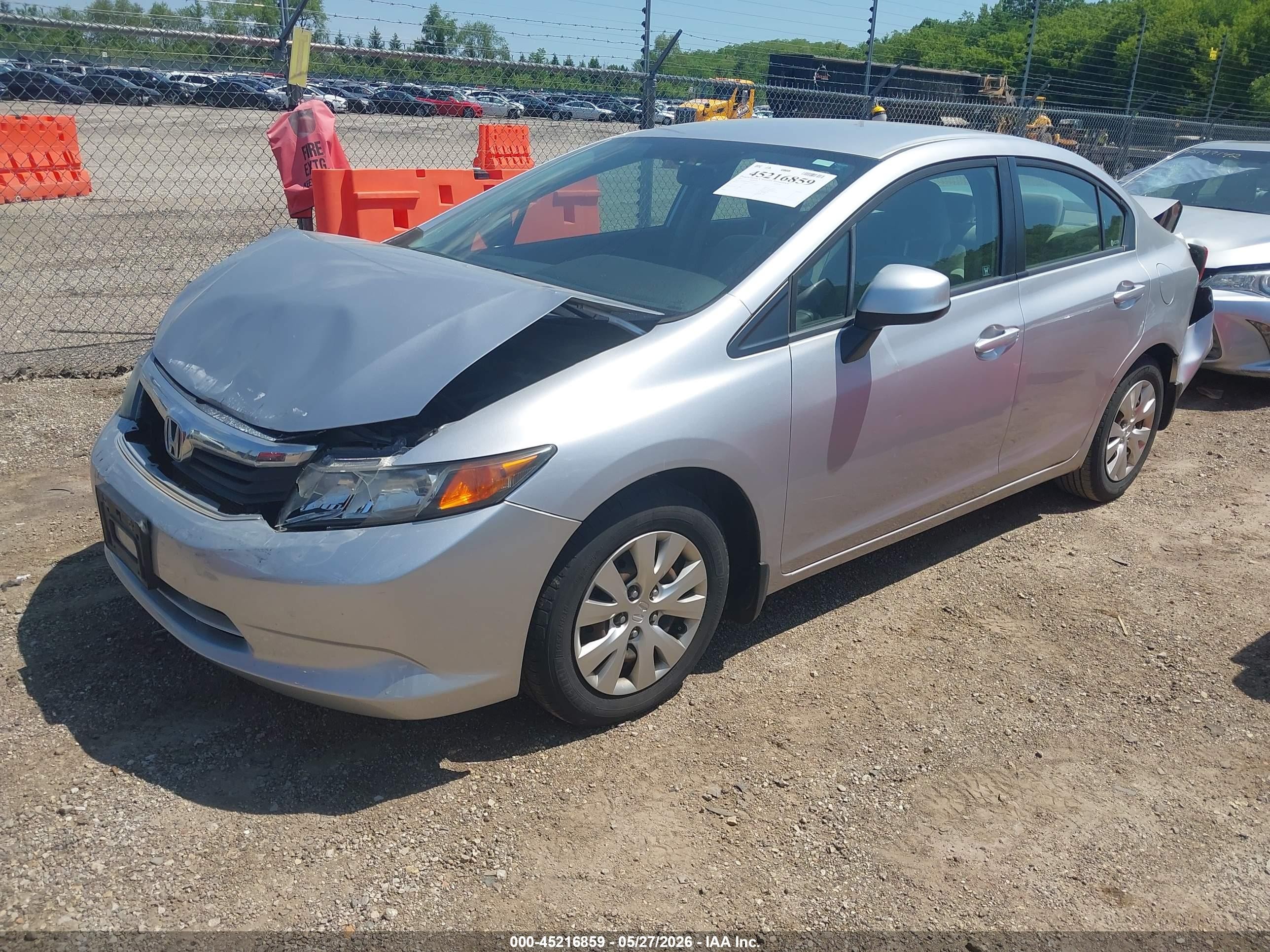 2012 Honda Civic Lx Silver vin: 19XFB2F59CE013070