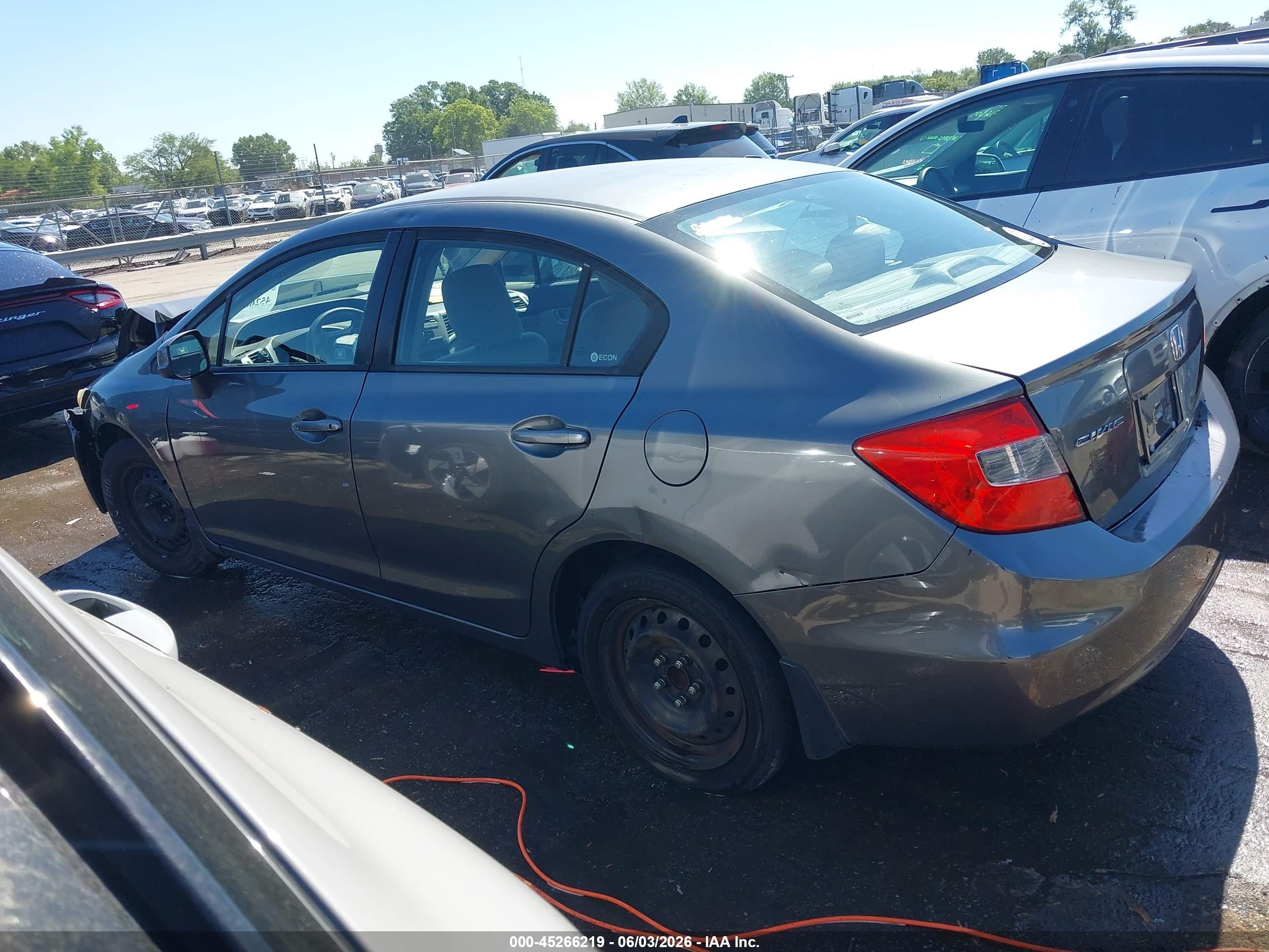 2012 Honda Civic Lx Gray vin: 19XFB2F59CE104114