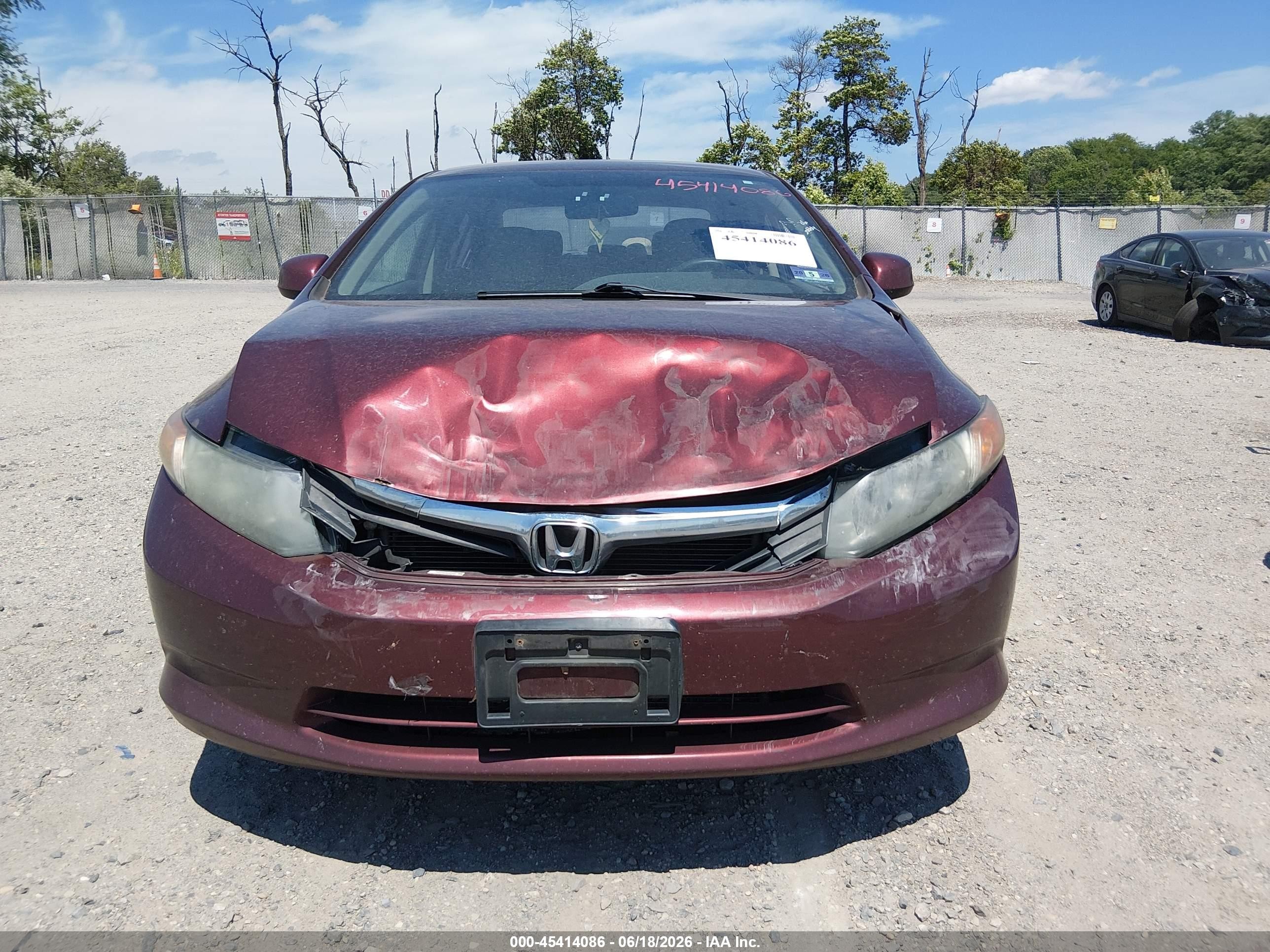 2012 Honda Civic Lx Burgundy vin: 19XFB2F59CE377277