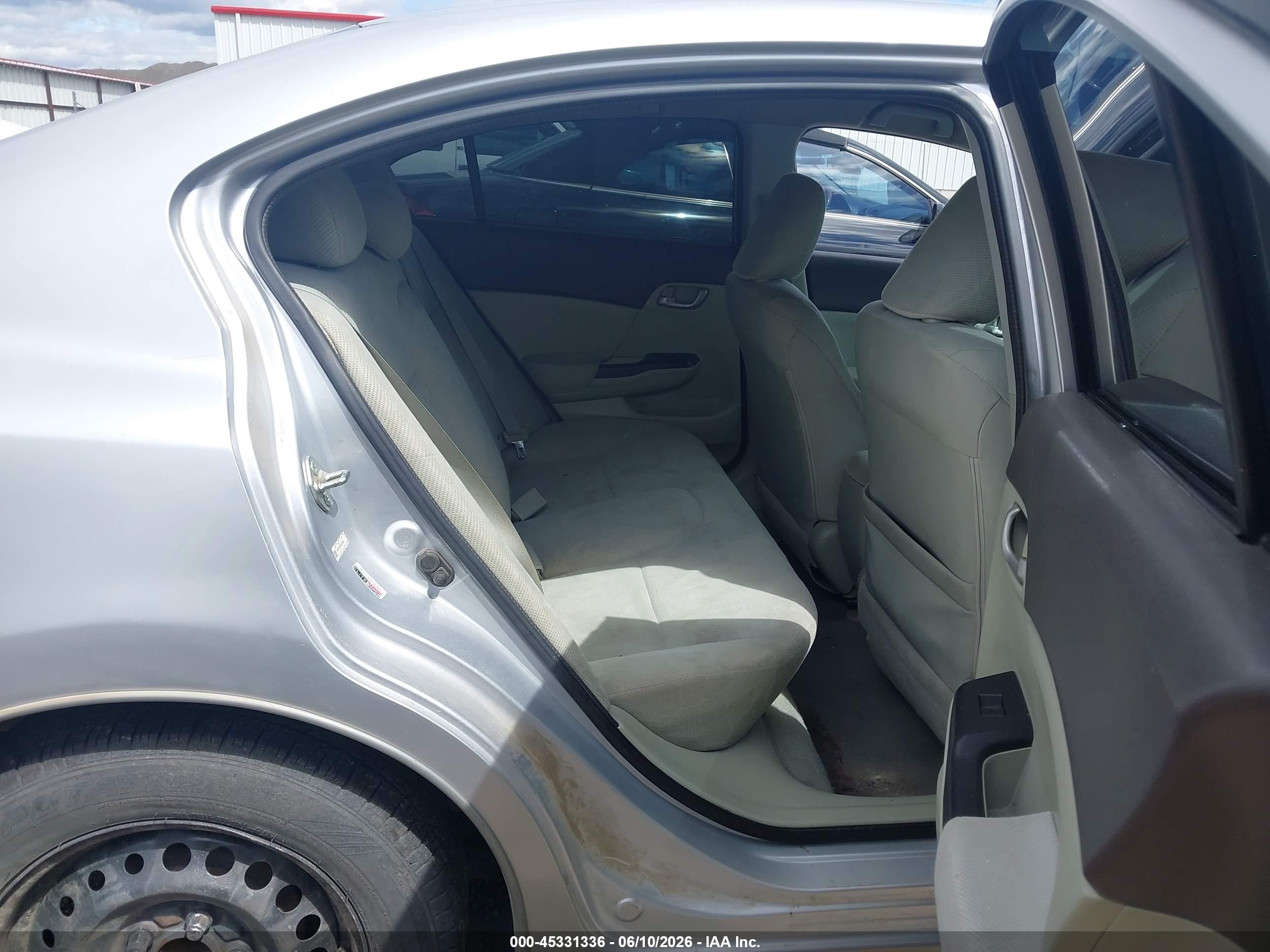 2012 Honda Civic Lx Silver vin: 19XFB2F59CE381684