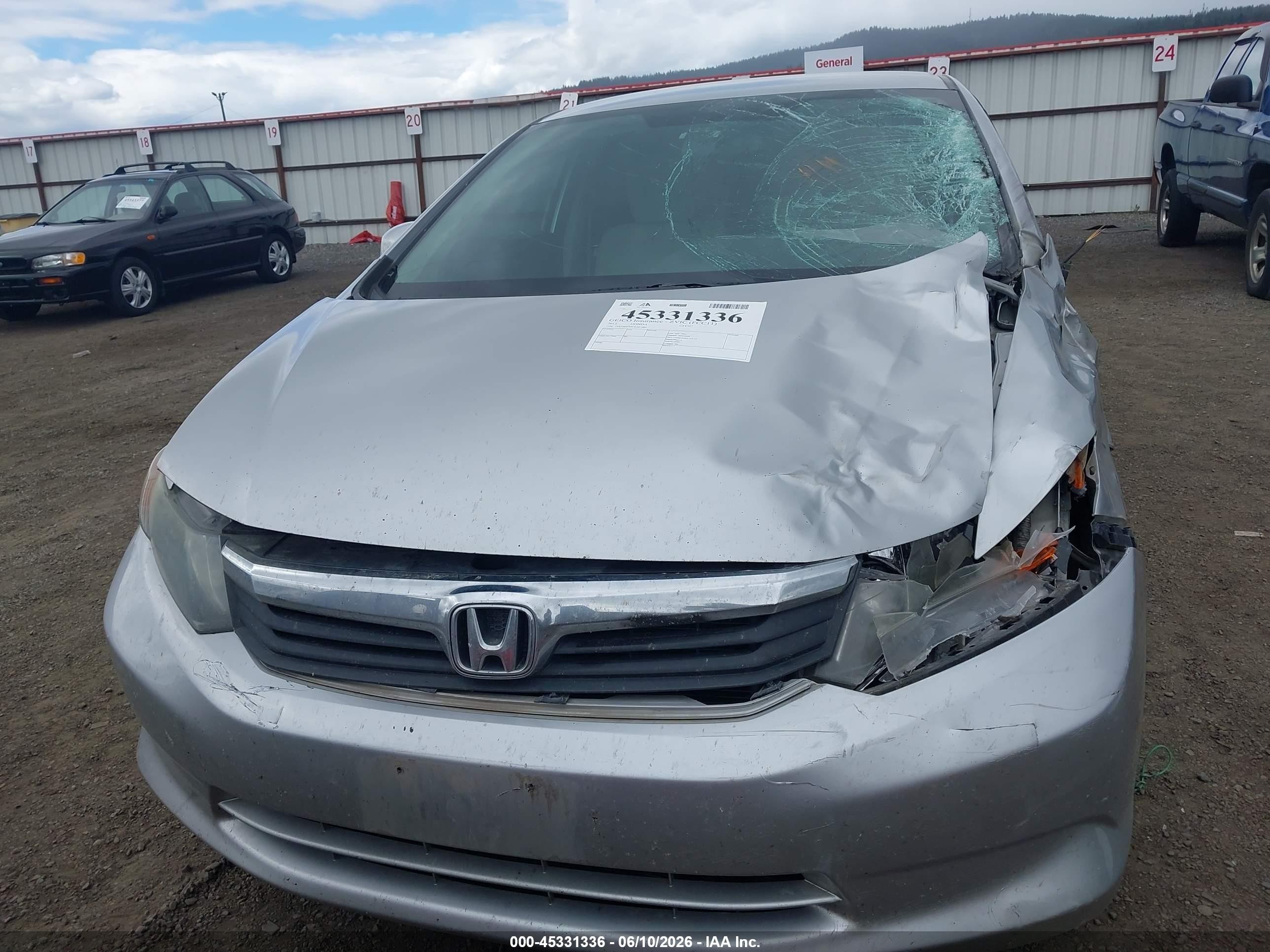 2012 Honda Civic Lx Silver vin: 19XFB2F59CE381684