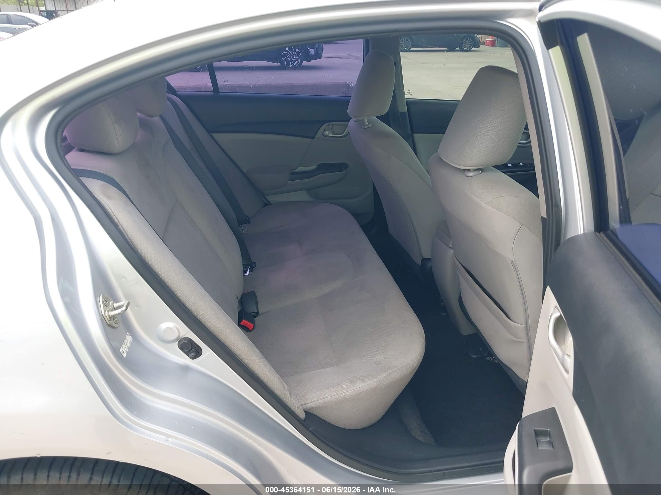 2013 Honda Civic Lx Серебряный vin: 19XFB2F59DE093911