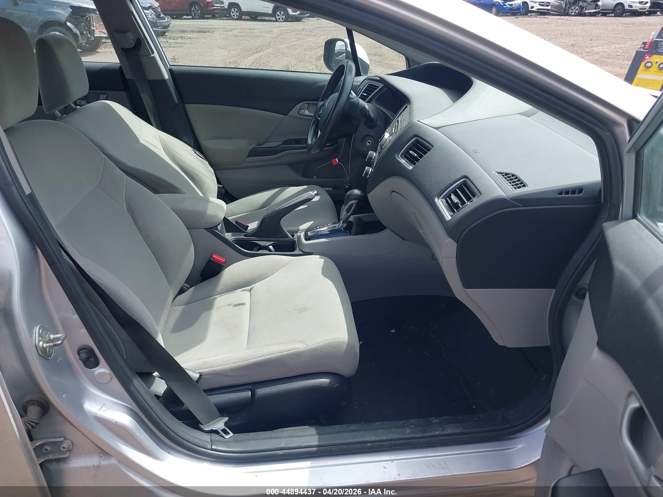 2013 Honda Civic Lx Silver vin: 19XFB2F59DE294160