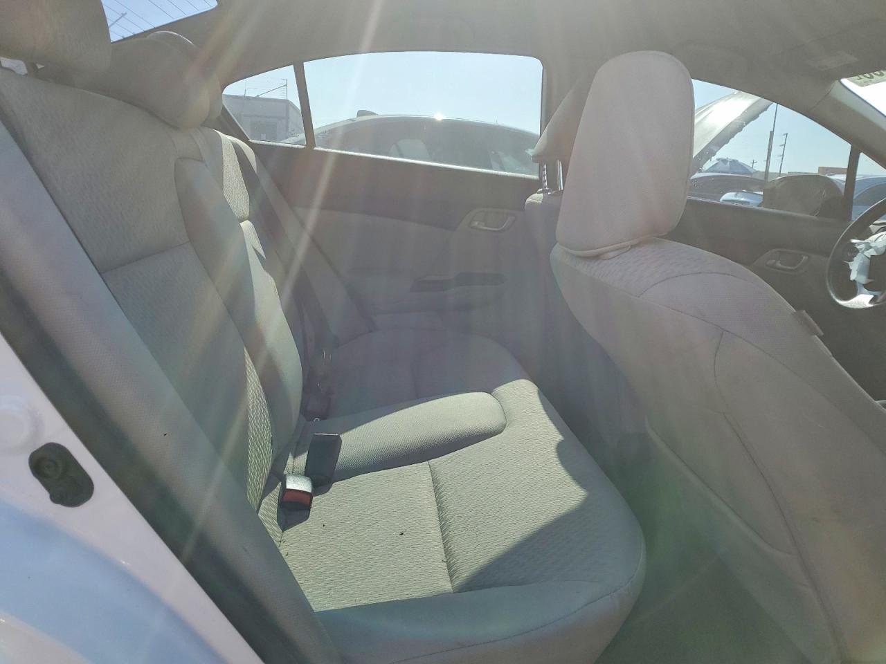 2014 Honda Civic Lx White vin: 19XFB2F59EE043205