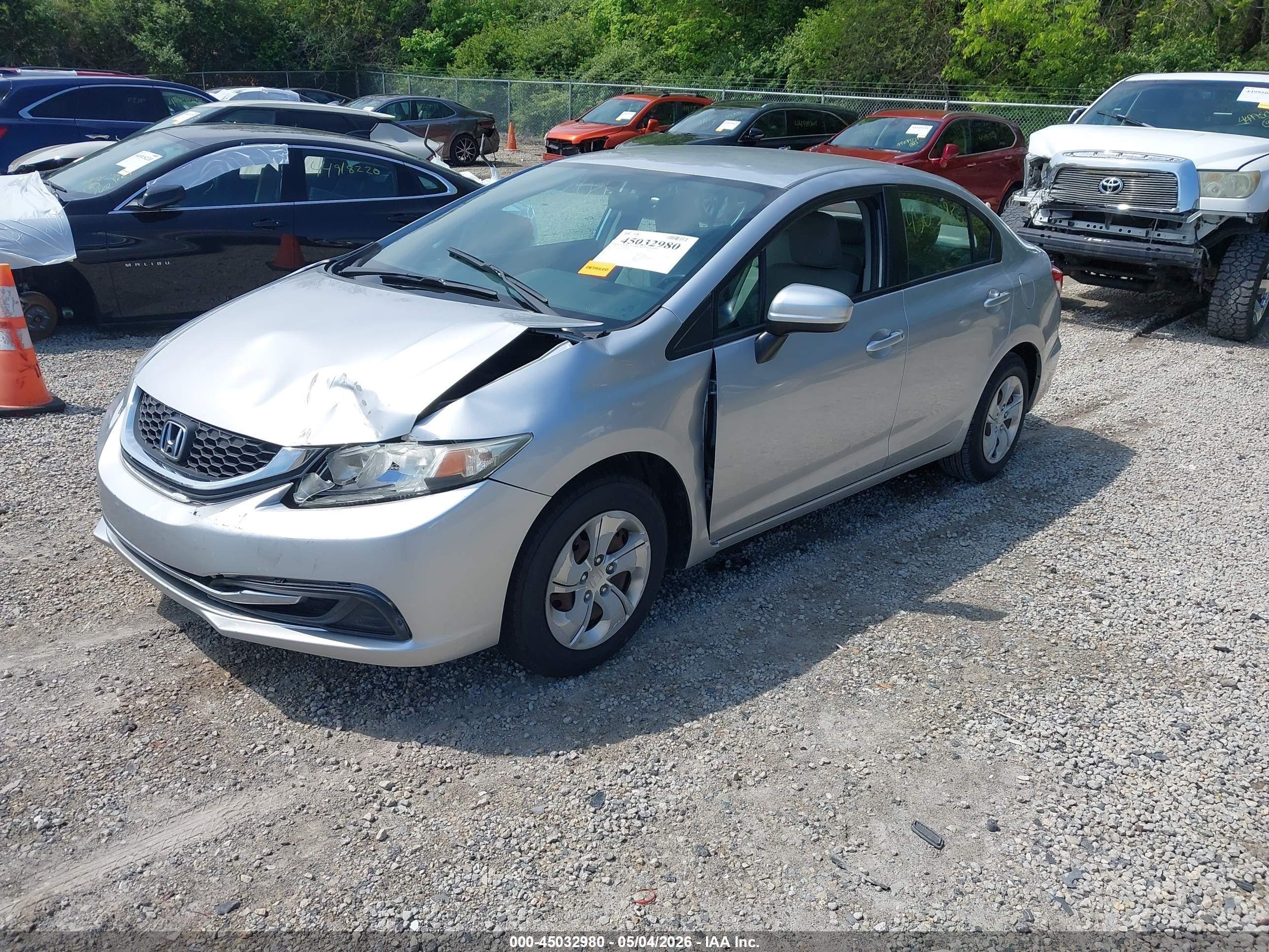 2014 Honda Civic Lx Silver vin: 19XFB2F59EE057184