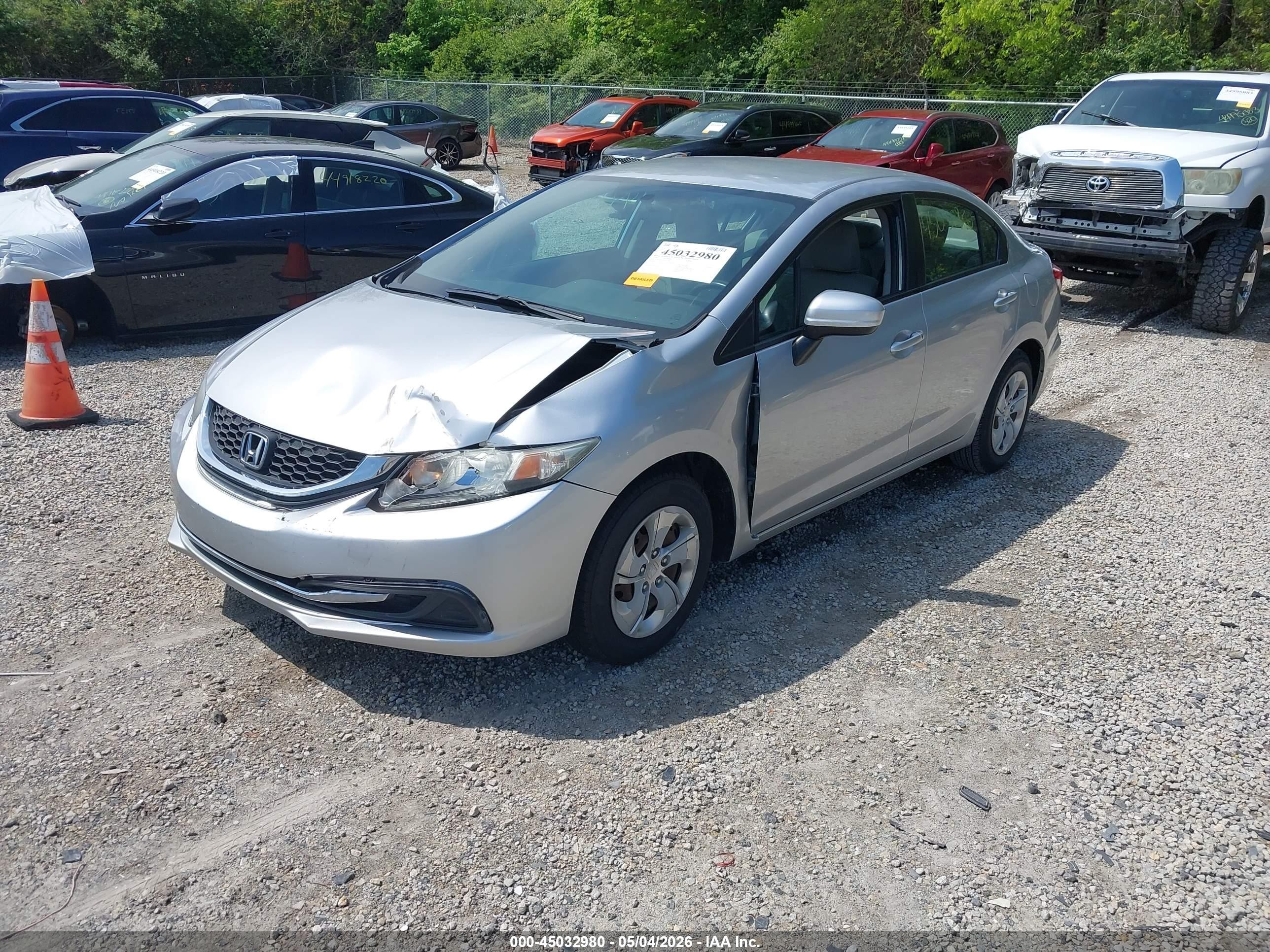 2014 Honda Civic Lx Silver vin: 19XFB2F59EE057184