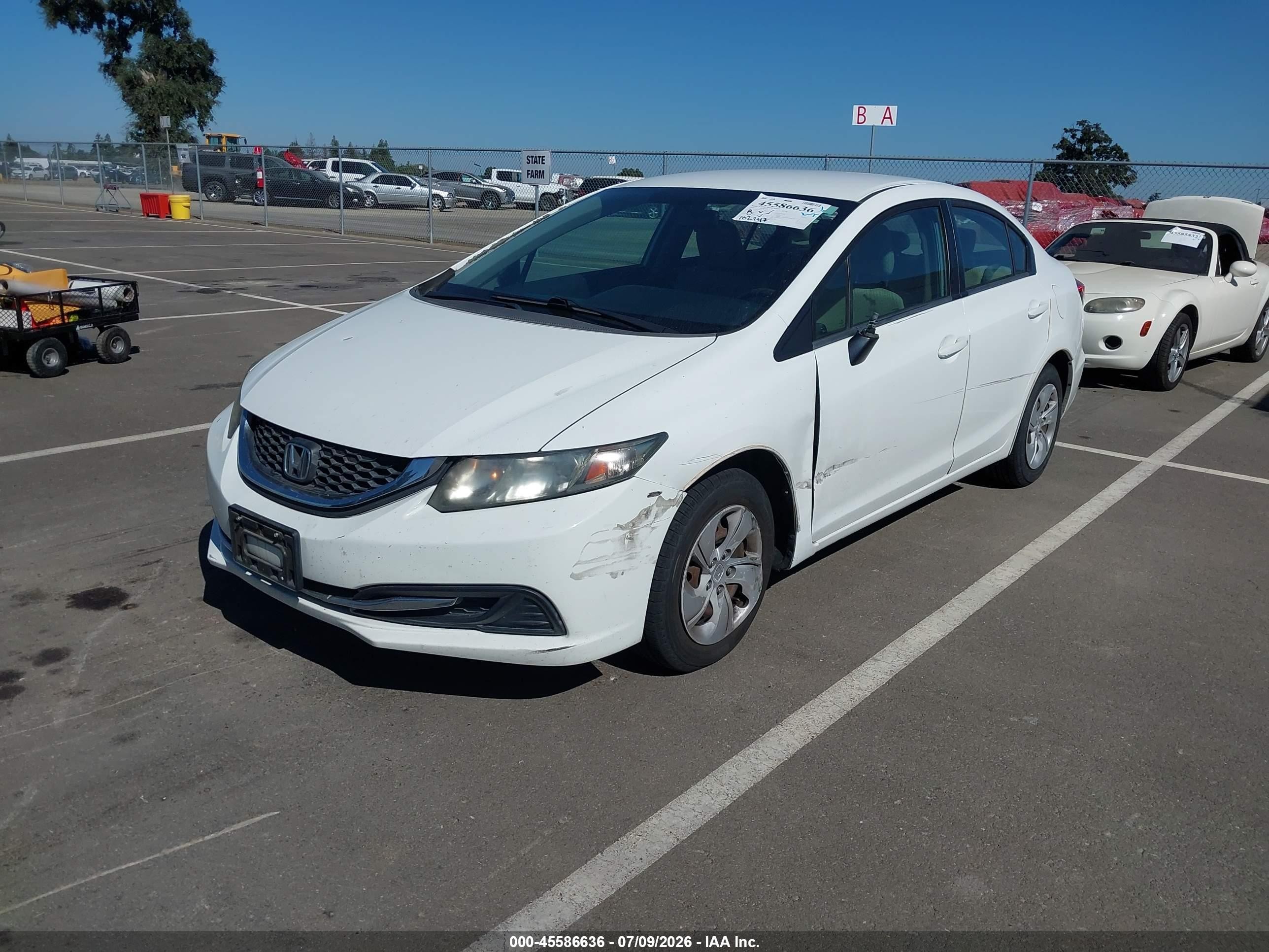 2014 Honda Civic Lx White vin: 19XFB2F59EE211182