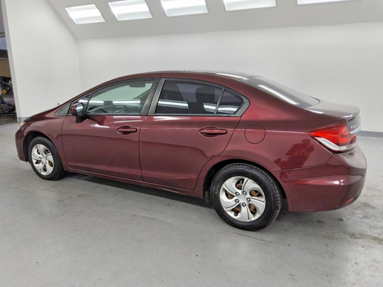 2014 Honda Civic Lx Красный vin: 19XFB2F59EE229617