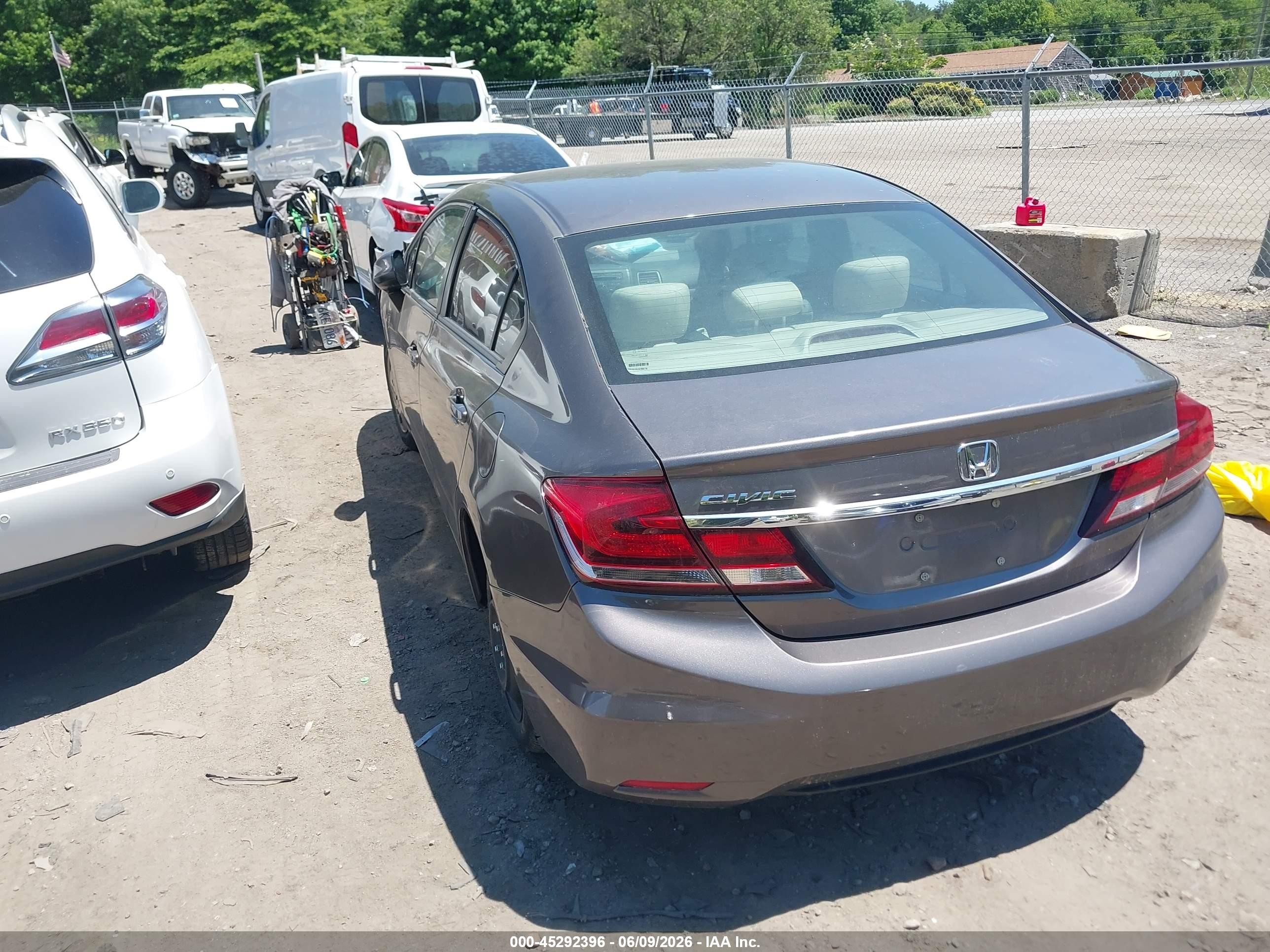 2014 Honda Civic Lx Gray vin: 19XFB2F59EE246482