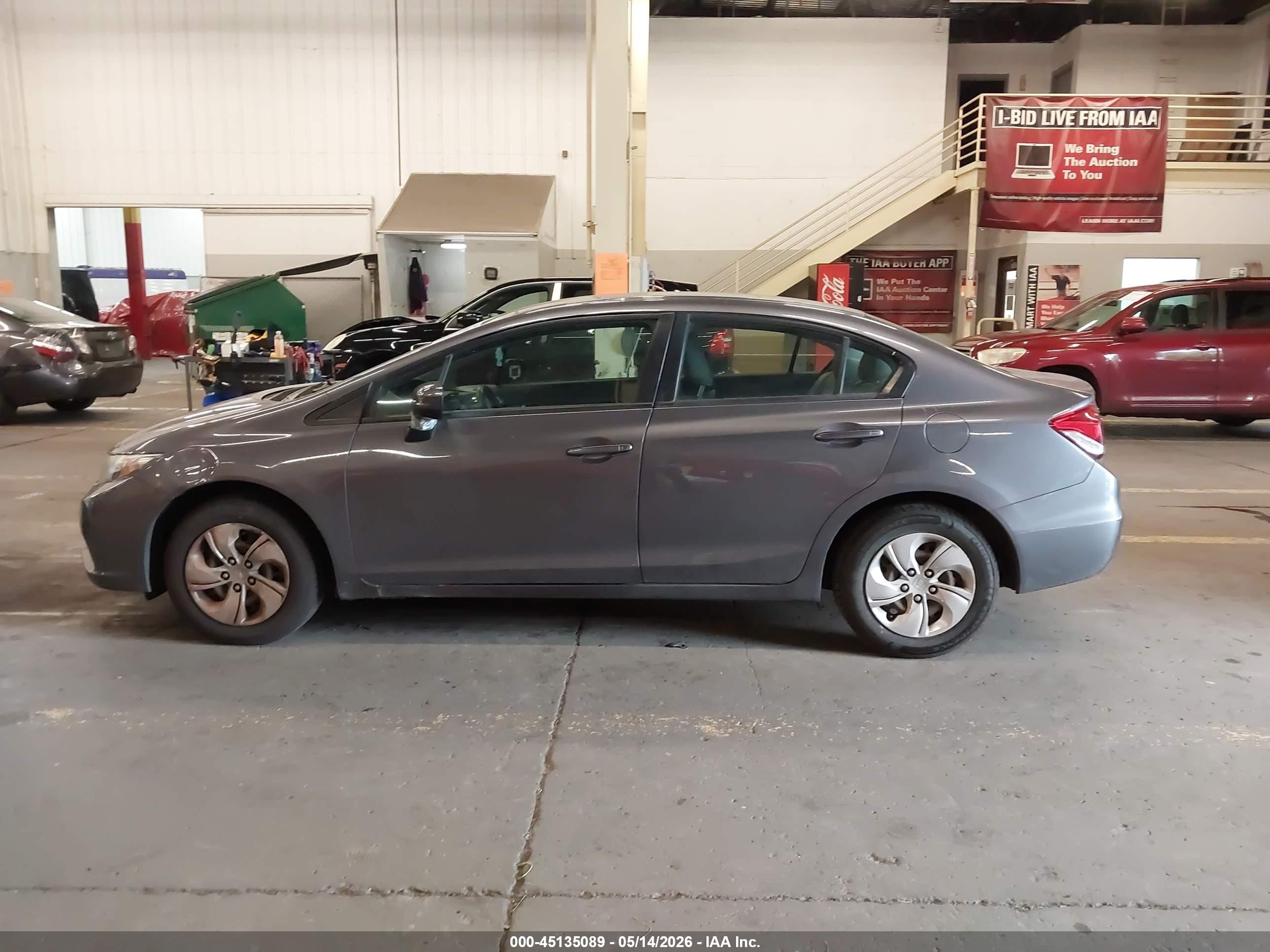 2014 Honda Civic Lx Серый vin: 19XFB2F59EE252167