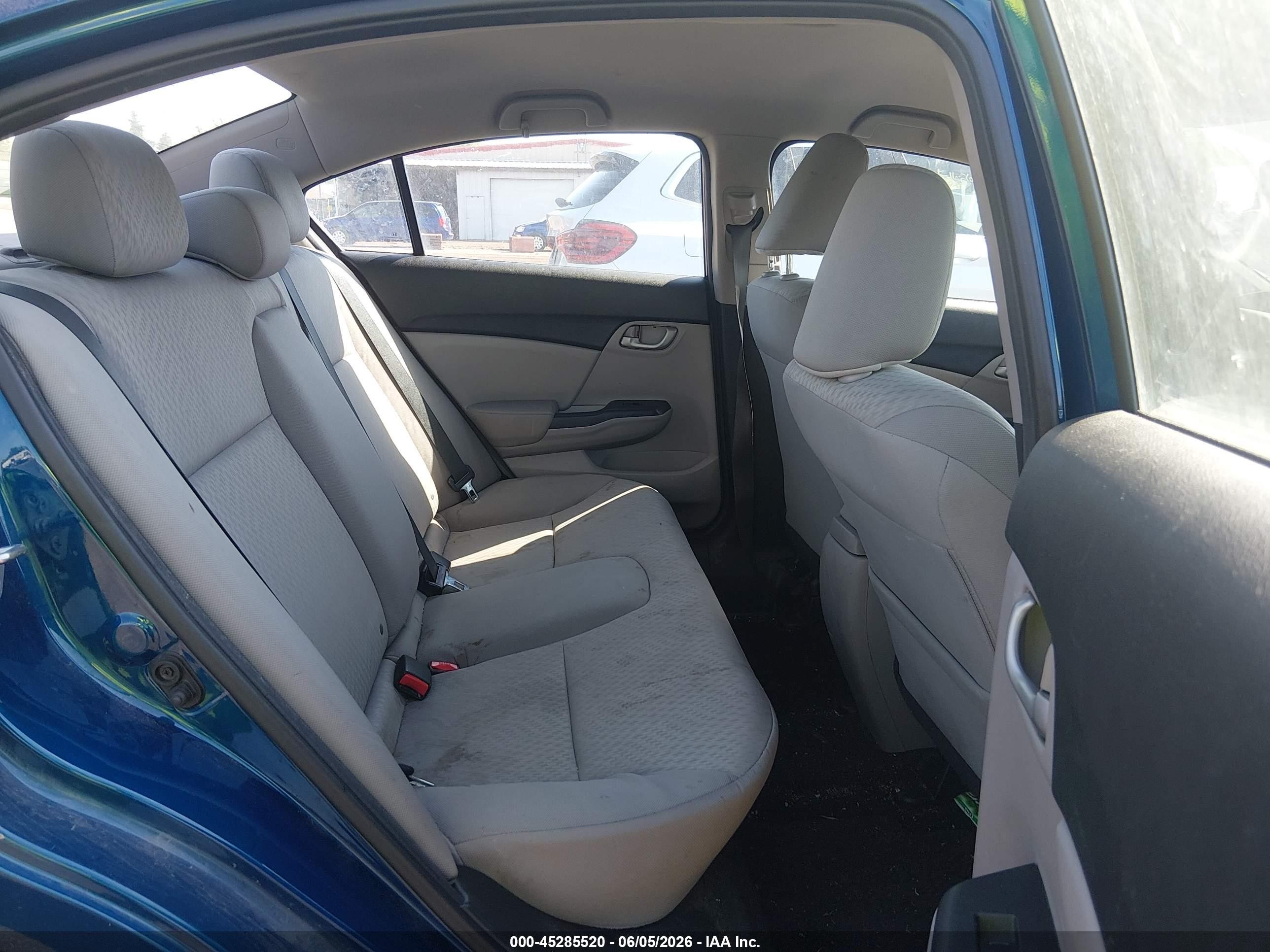 2015 Honda Civic Lx Синий vin: 19XFB2F59FE084354