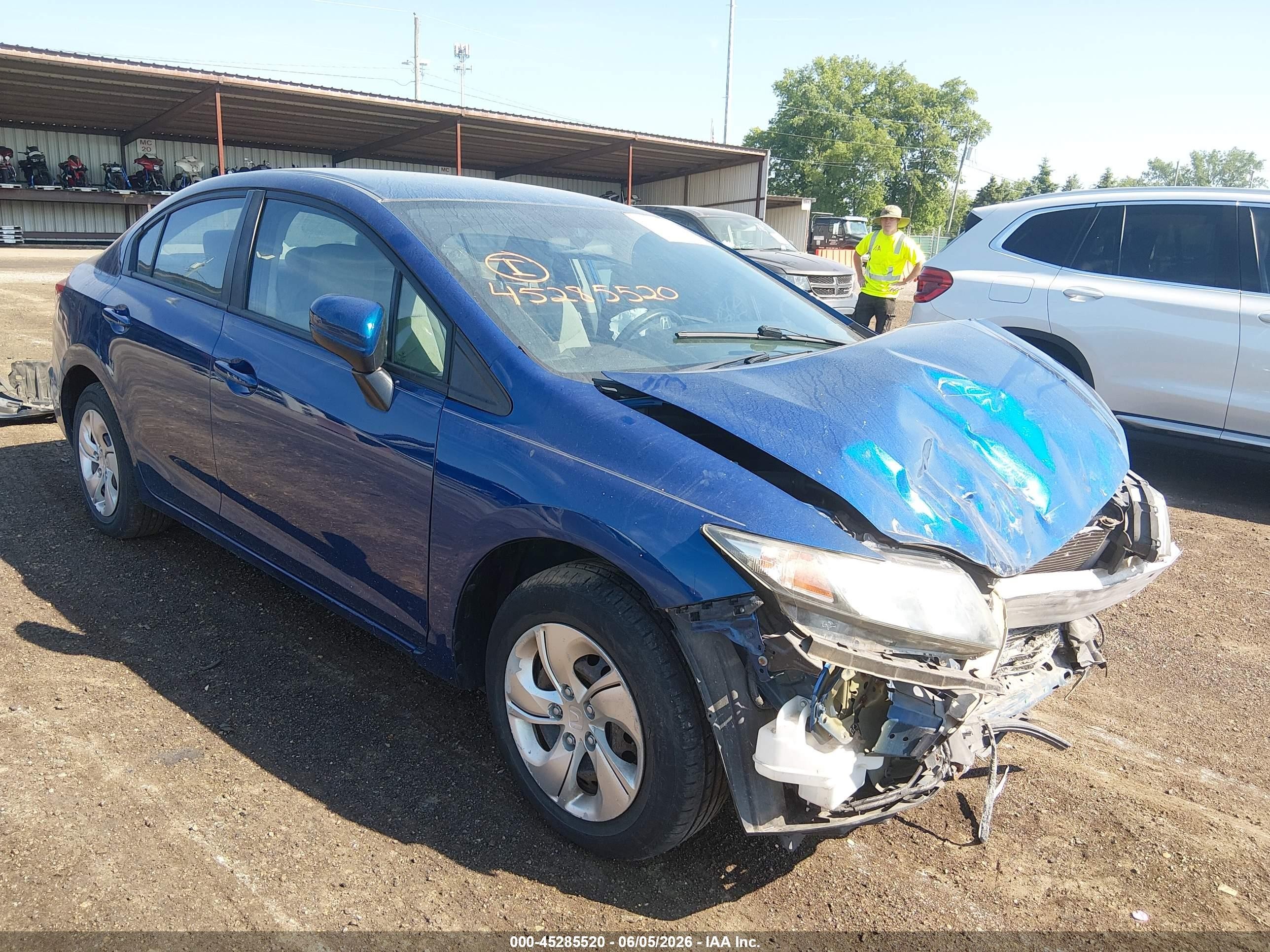 2015 Honda Civic Lx Синий vin: 19XFB2F59FE084354