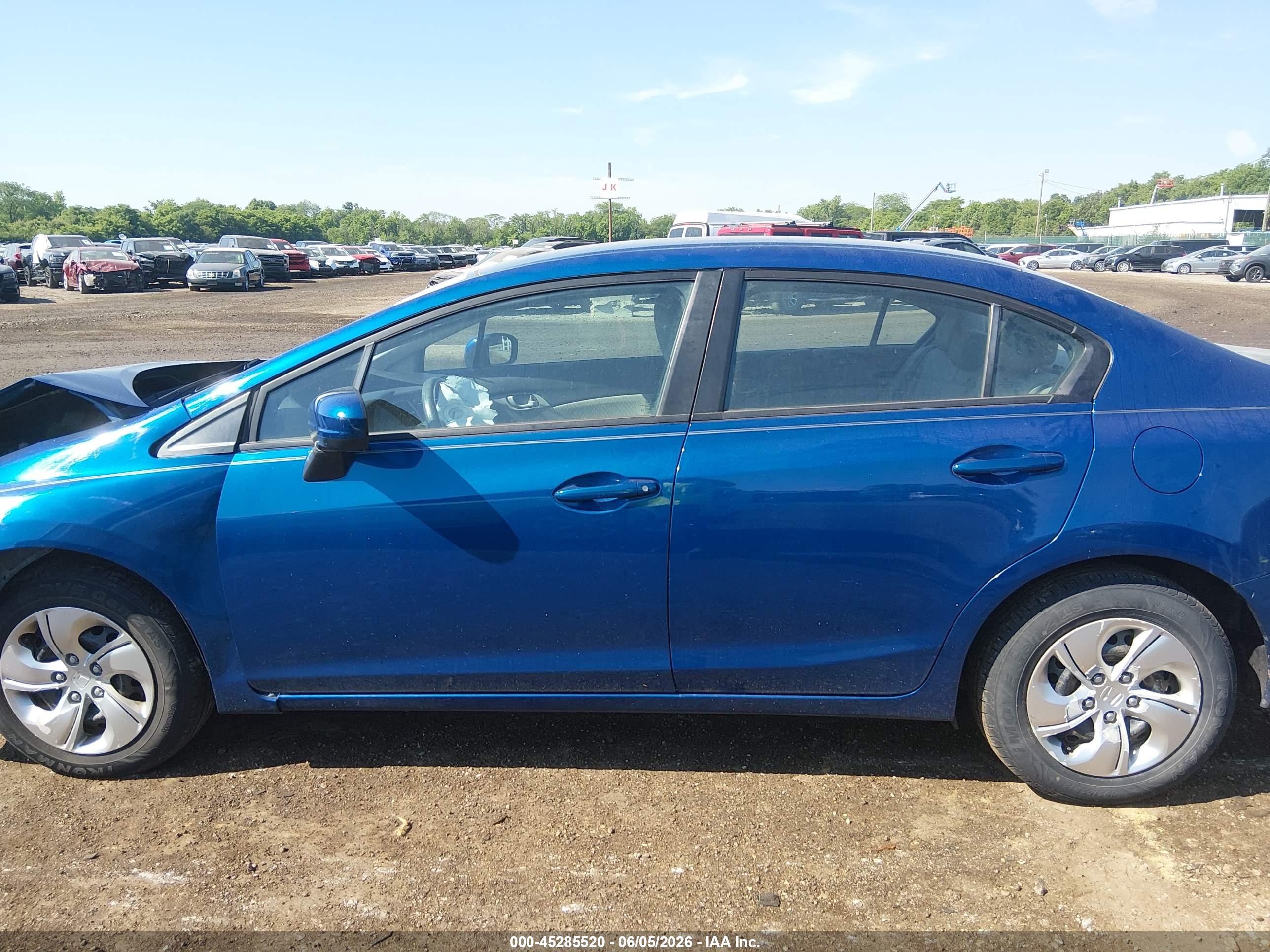 2015 Honda Civic Lx Синий vin: 19XFB2F59FE084354