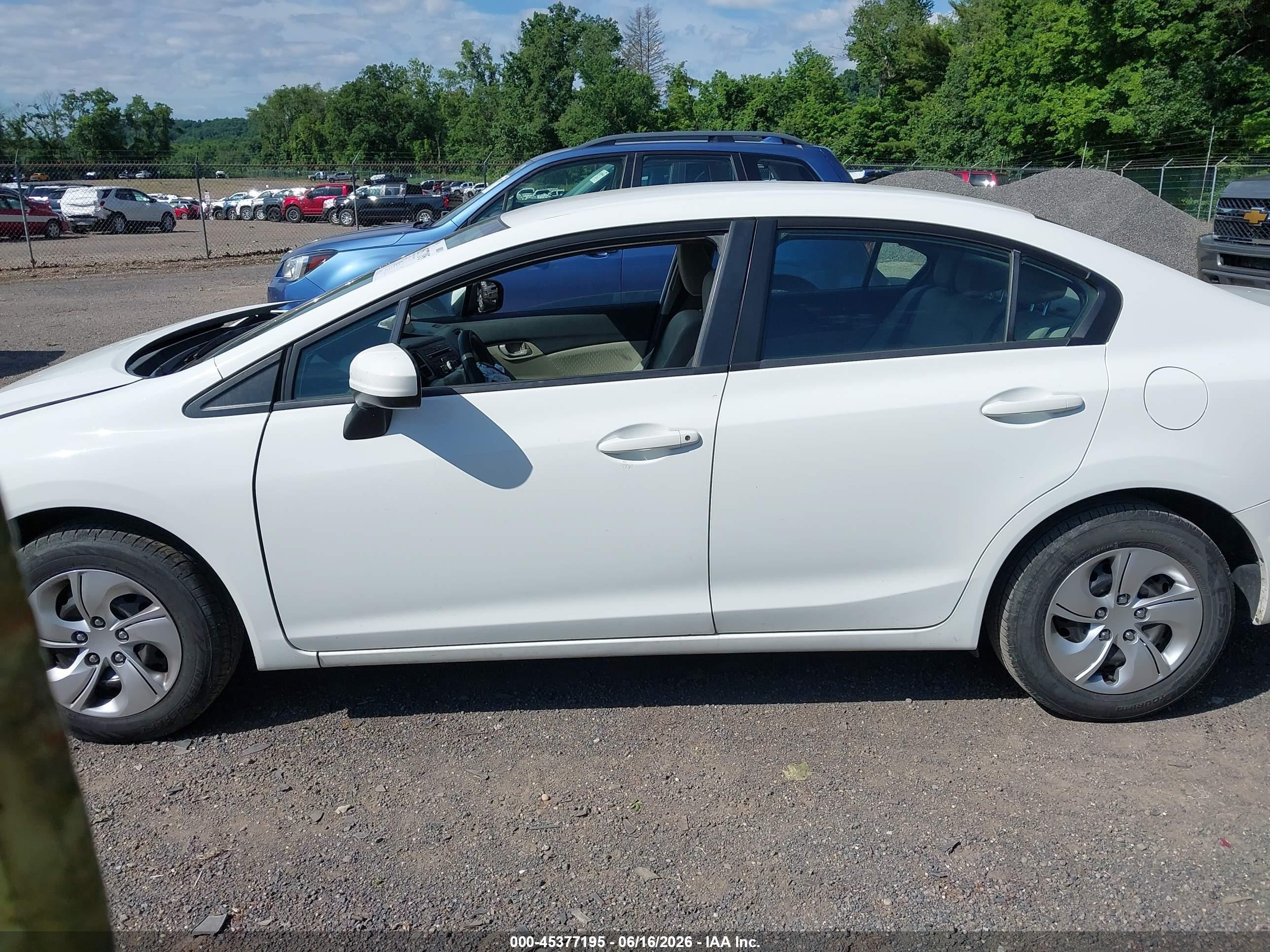 2015 Honda Civic Lx White vin: 19XFB2F59FE097556
