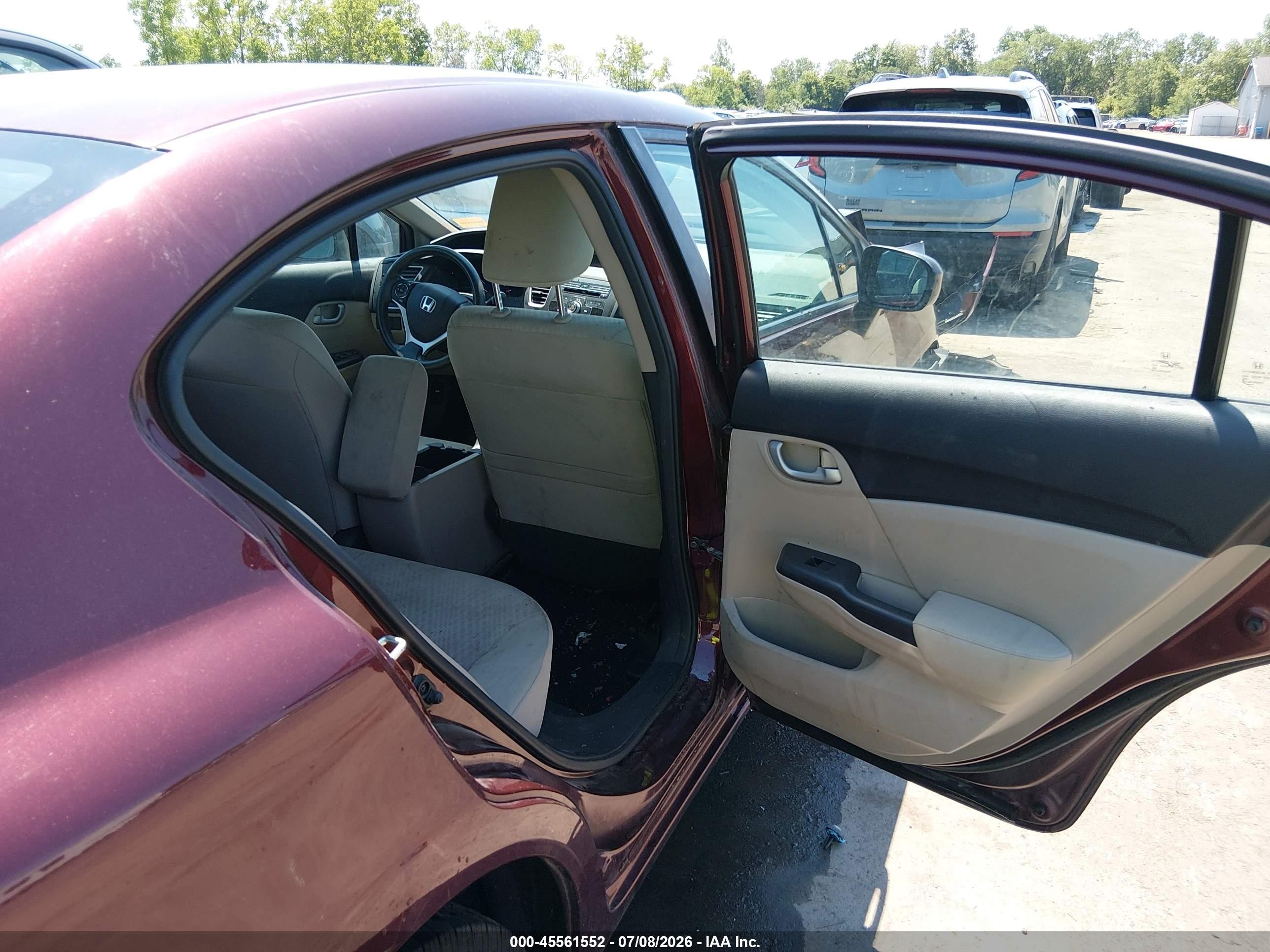 2015 Honda Civic Lx Burgundy vin: 19XFB2F59FE107888
