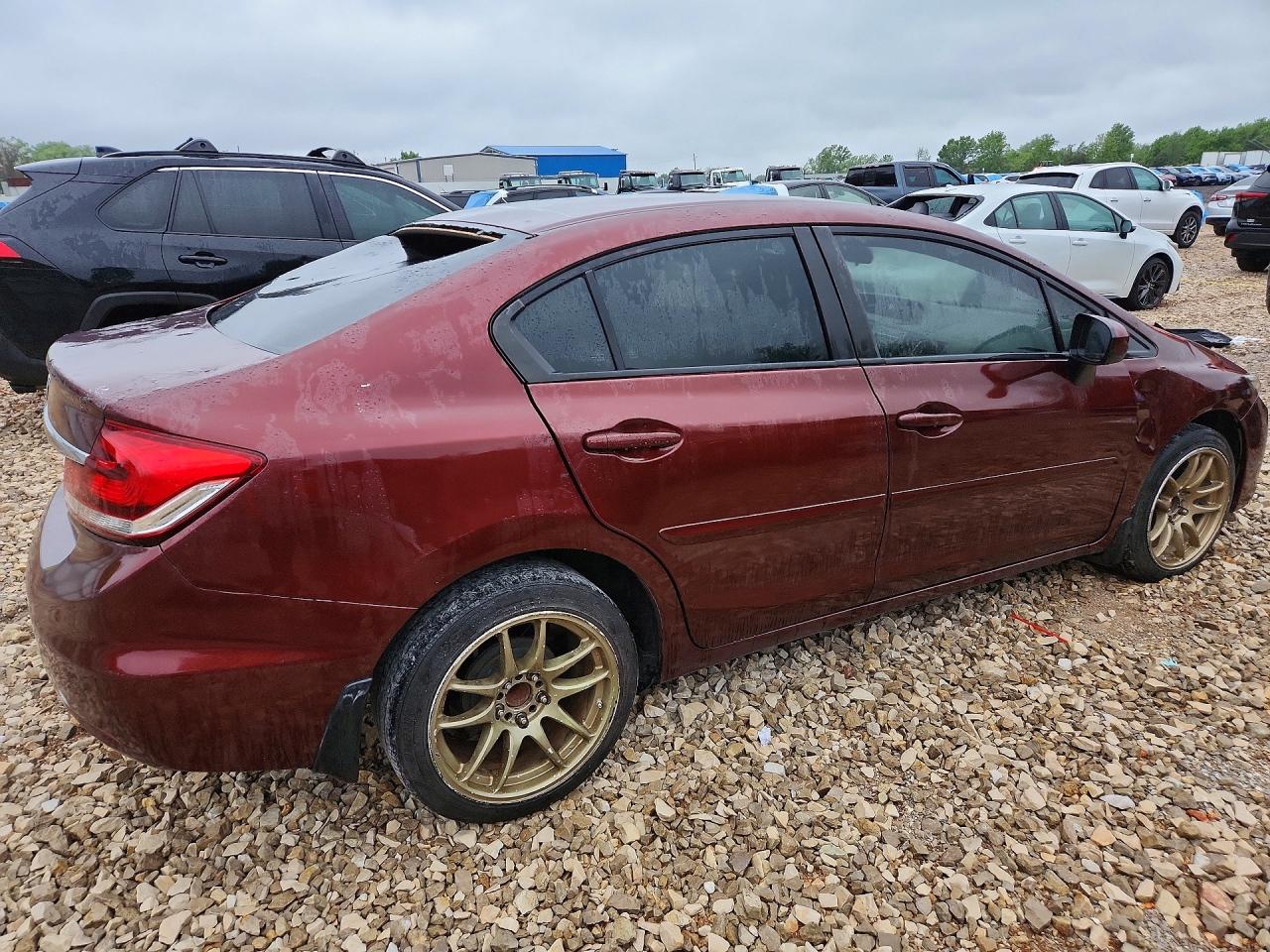 2015 Honda Civic Lx Red vin: 19XFB2F59FE117627