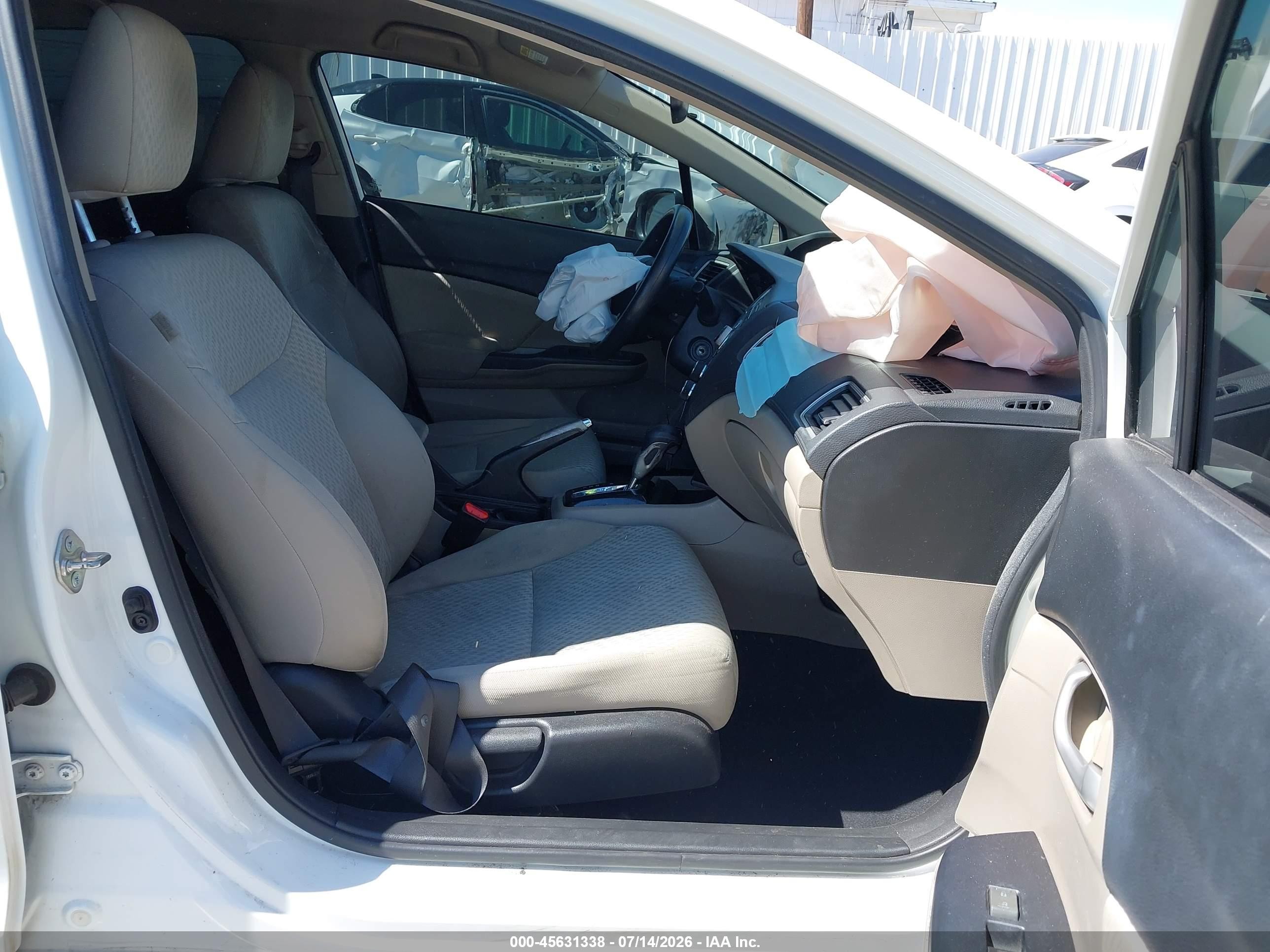 2015 Honda Civic Lx White vin: 19XFB2F59FE270928